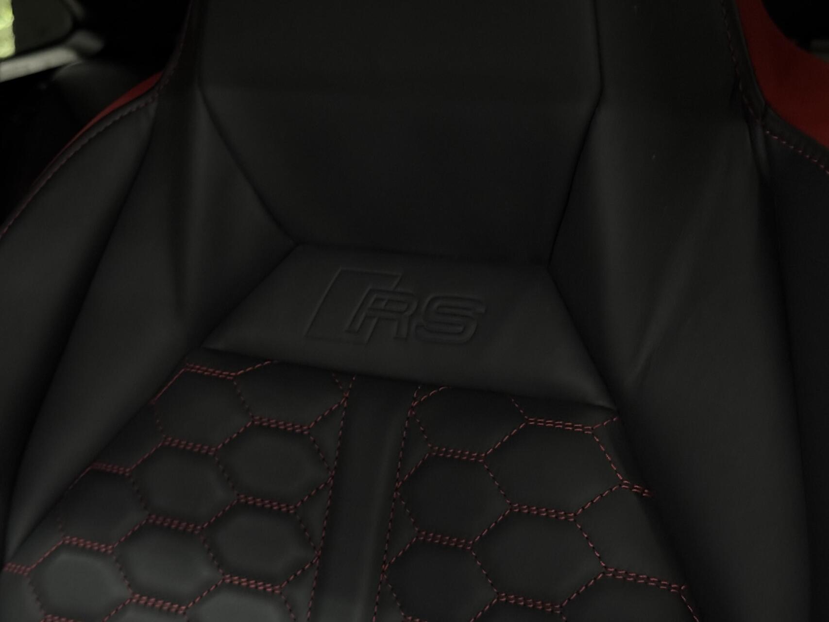 Foto van Audi RS Q3 Sportback