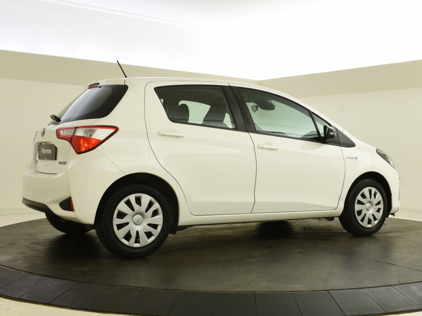 Foto van Toyota Toyota Yaris Hybrid