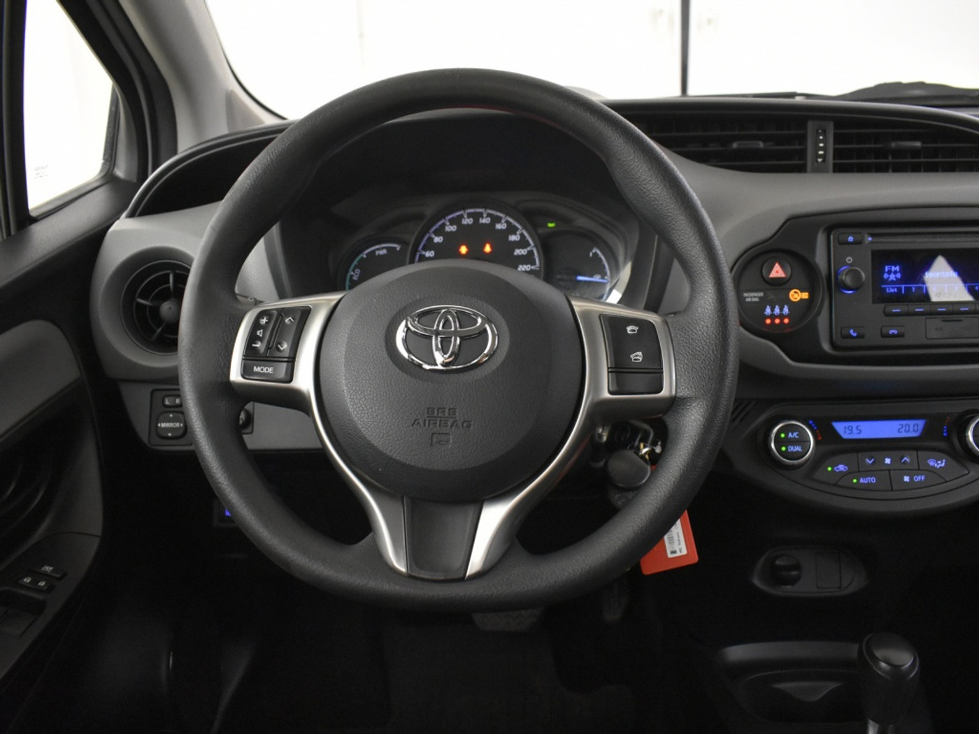 Foto van Toyota Toyota Yaris Hybrid