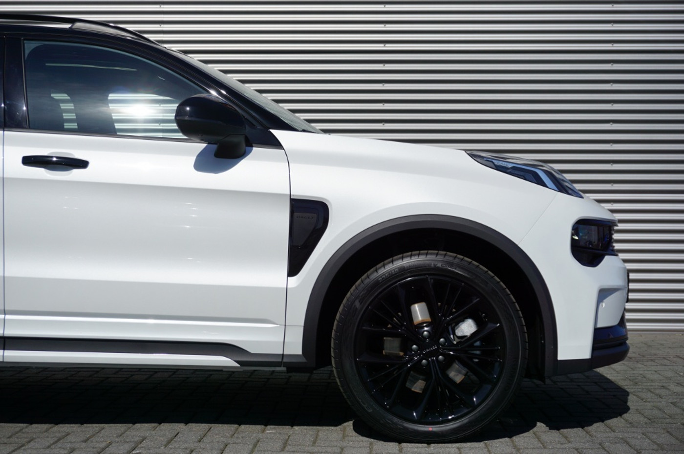 Foto van Lynk&co LYNK & Co 01