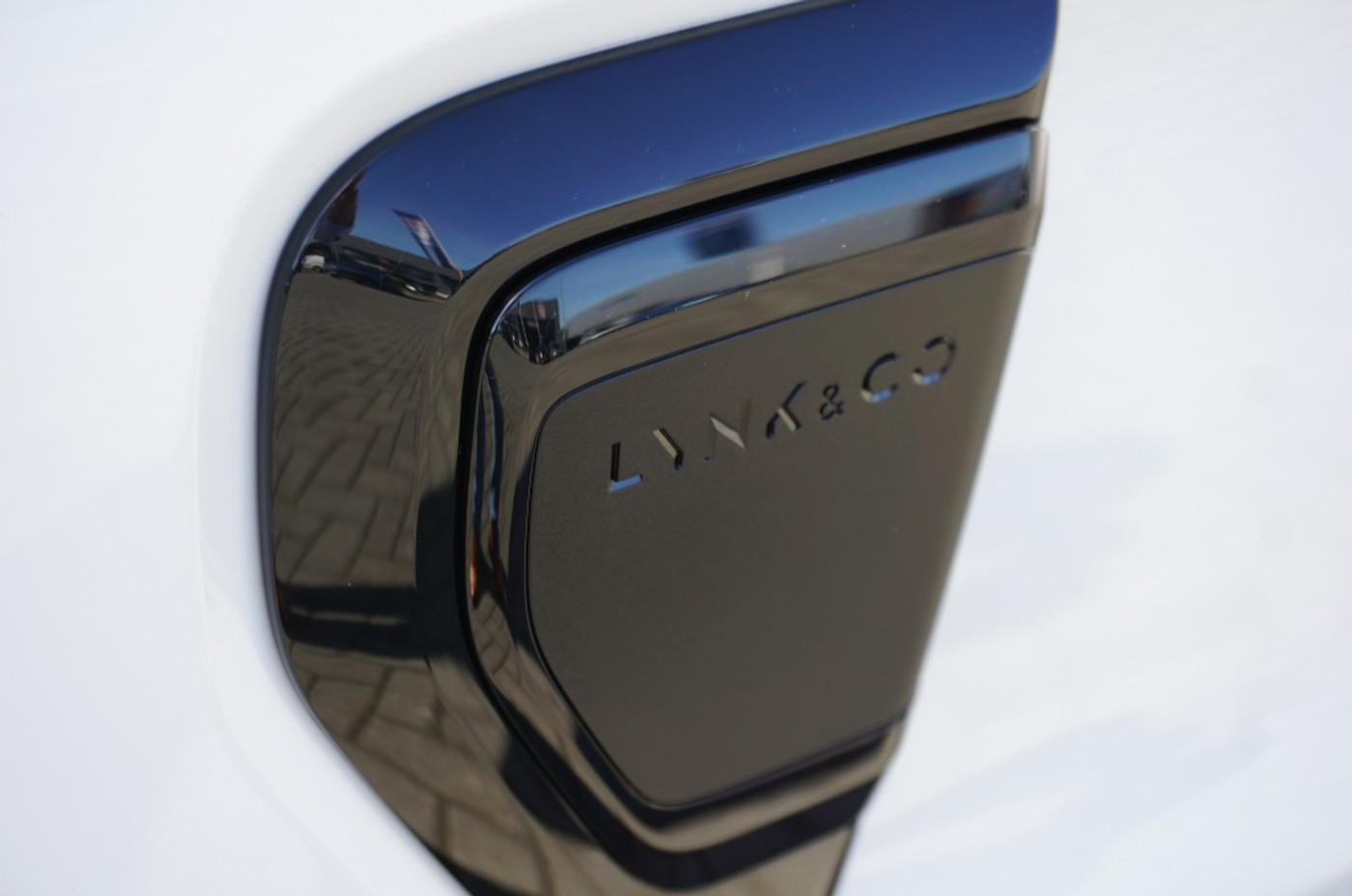 Foto van Lynk&co LYNK & Co 01