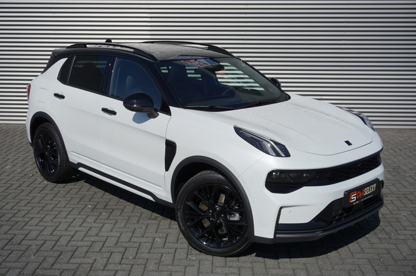 Foto van Lynk&co LYNK & Co 01