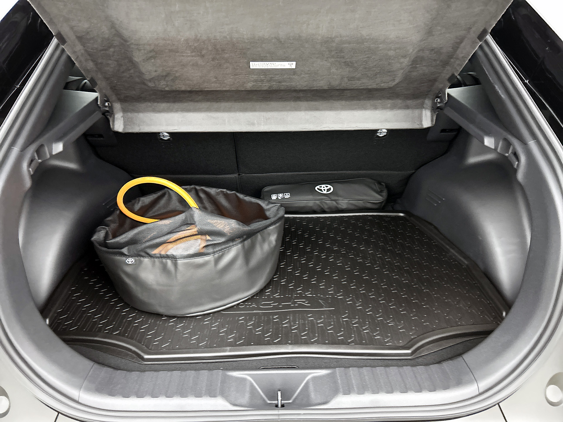 Foto van Toyota Toyota C-hr