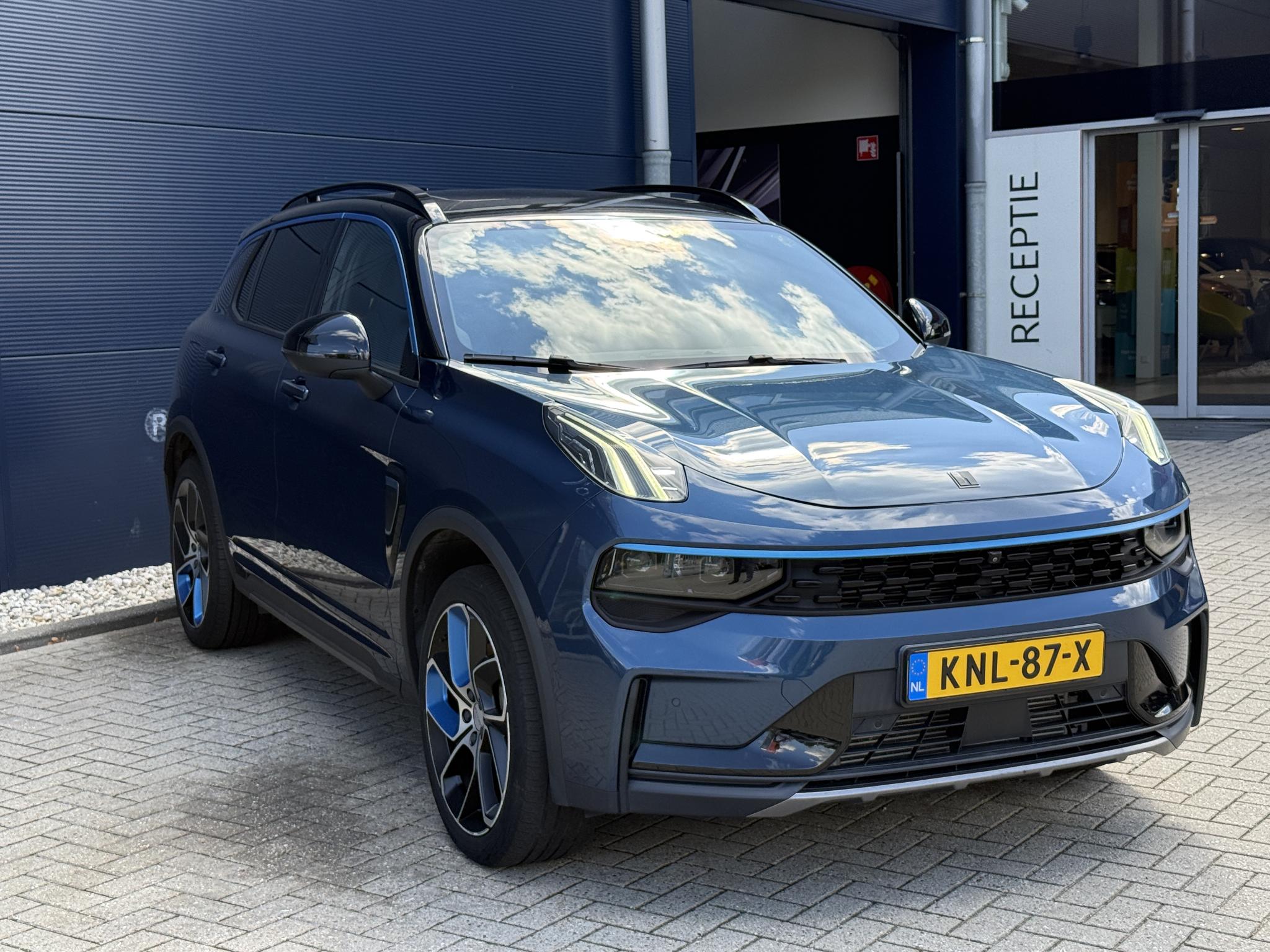 Foto van Lynk&co LYNK & Co 01
