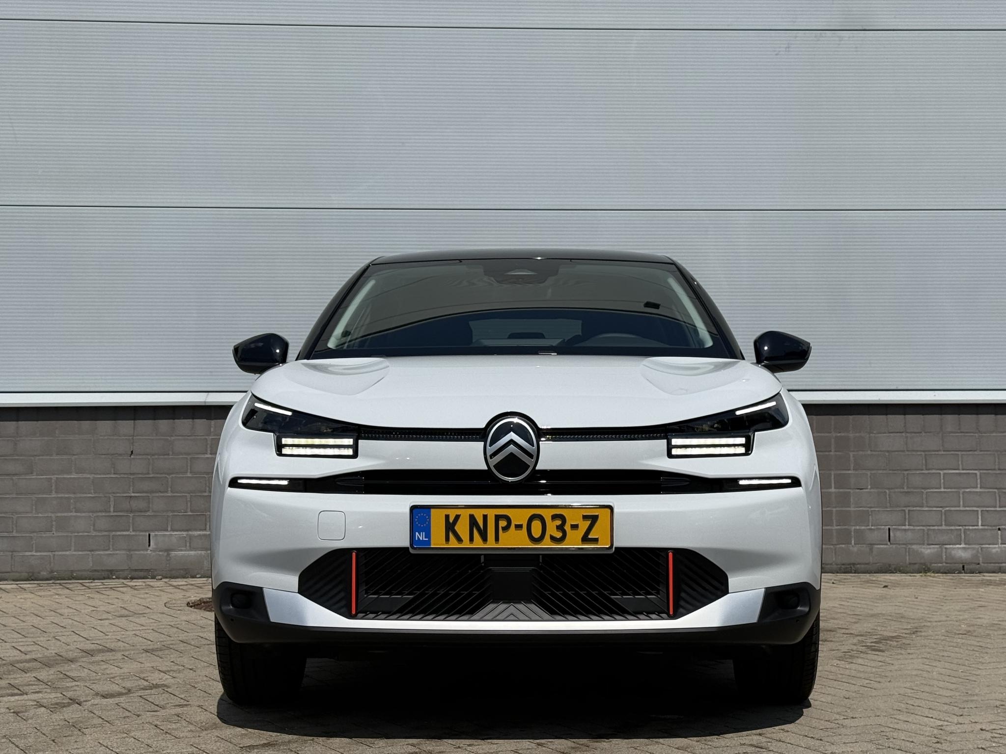 Foto van Citroen E-c4