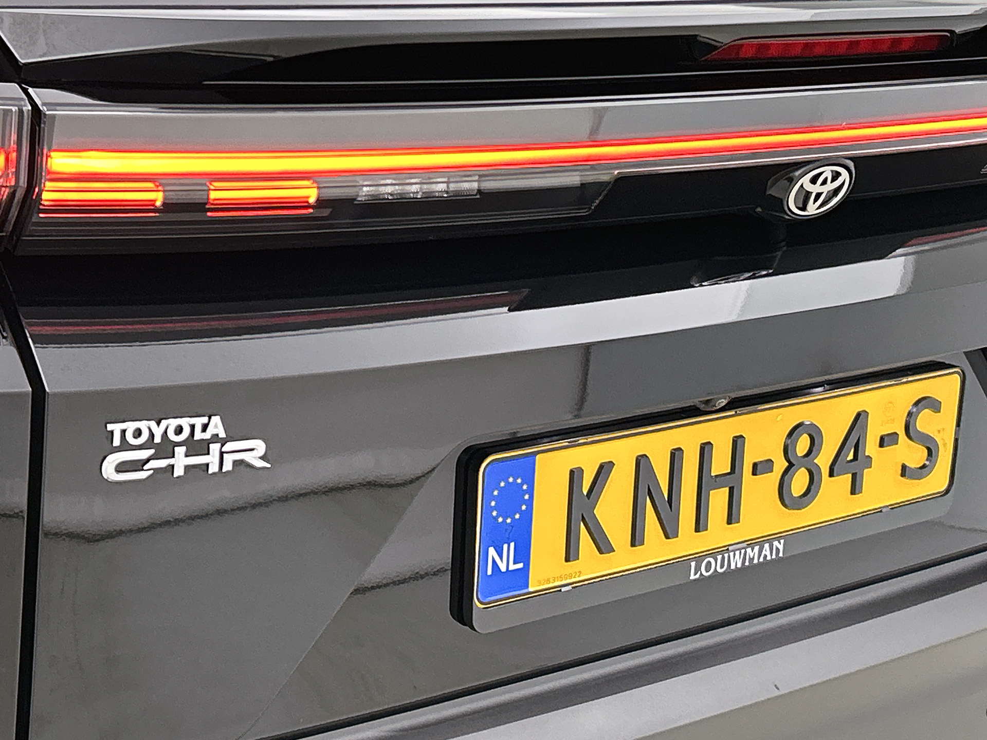 Foto van Toyota Toyota C-hr