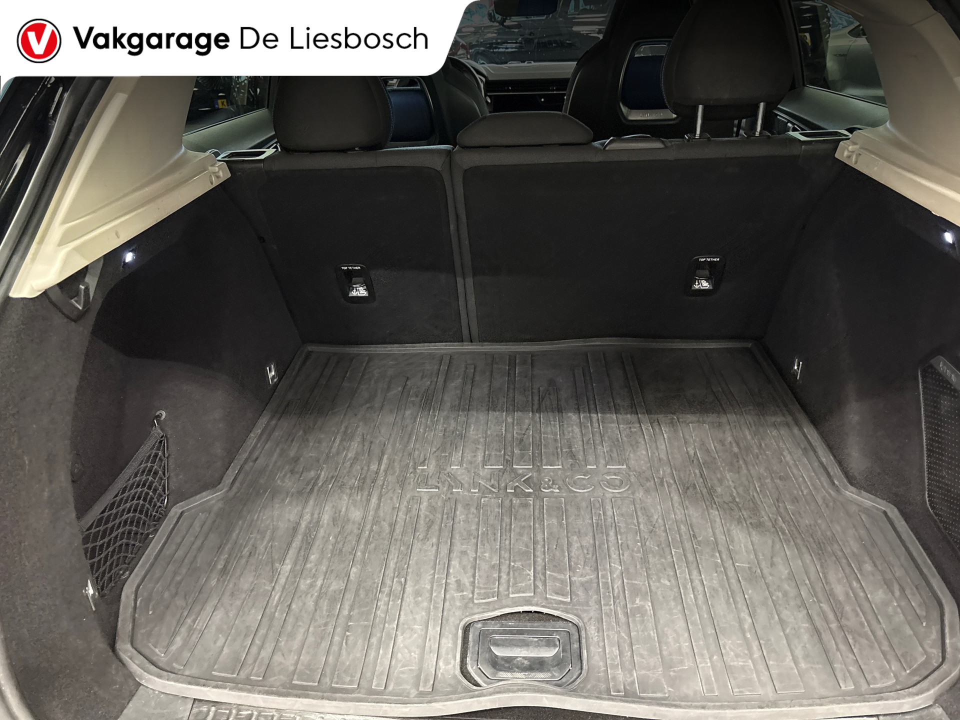 Foto van Lynk&co LYNK & Co 01