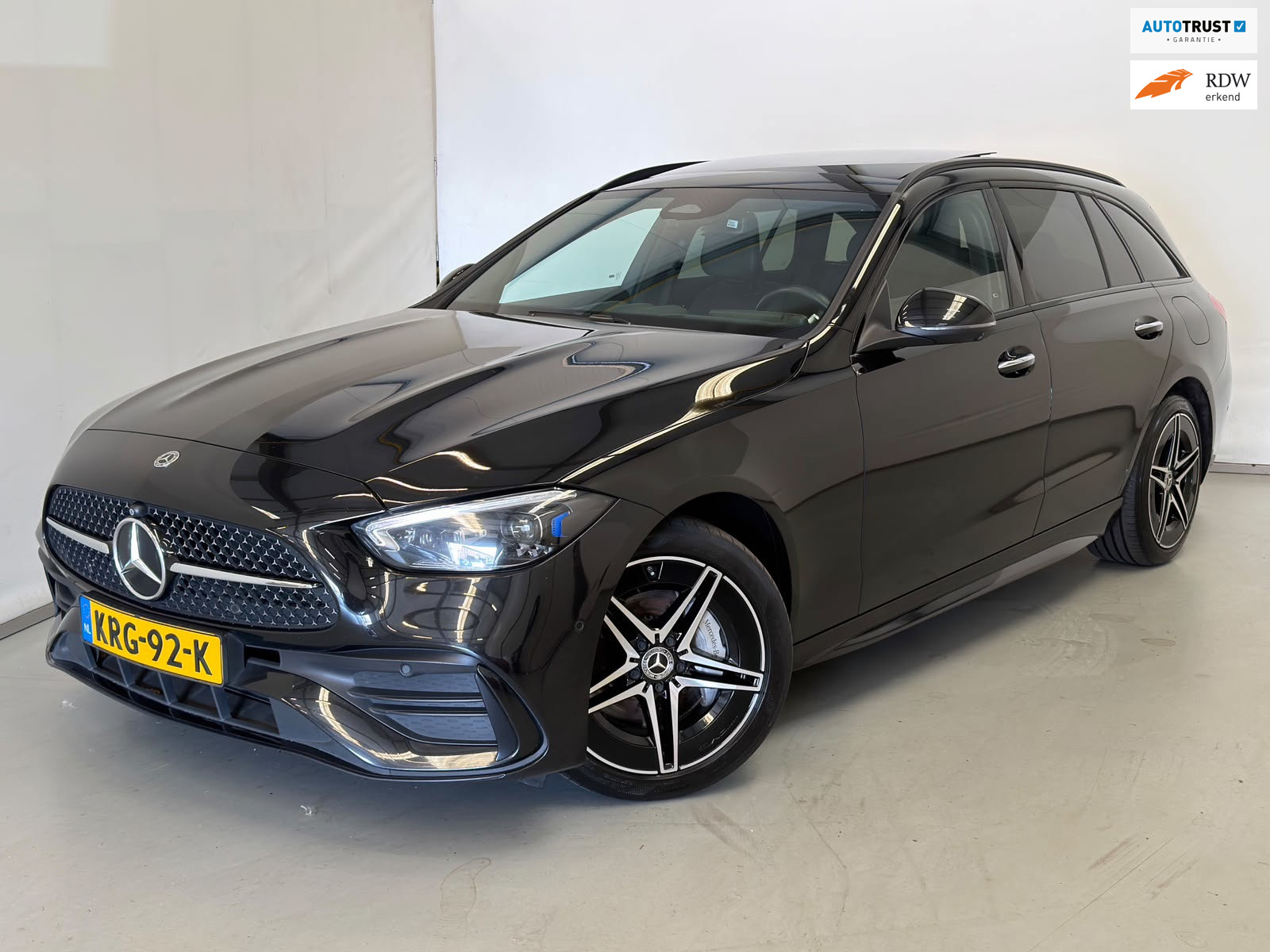 Mercedes-Benz C 300 E 300 e AMG / Pano / Memory / BTW 2022 - voorkant