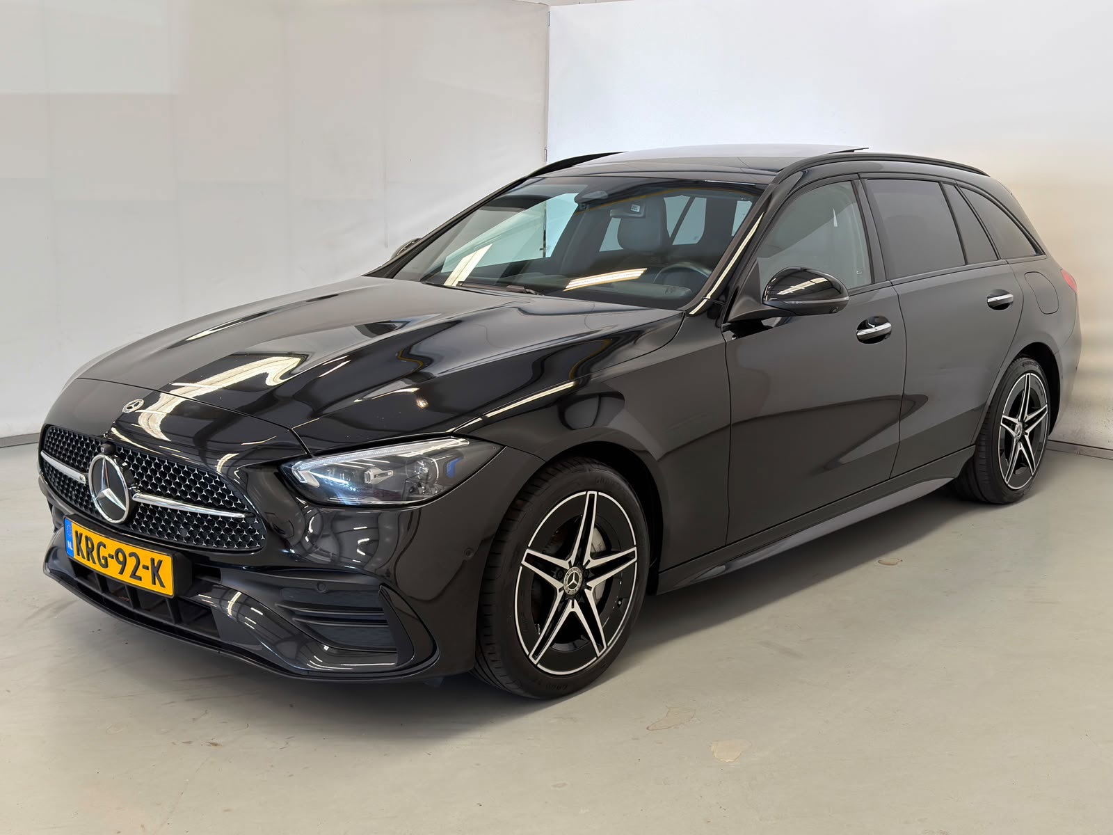Foto van Mercedes-Benz C 300 E