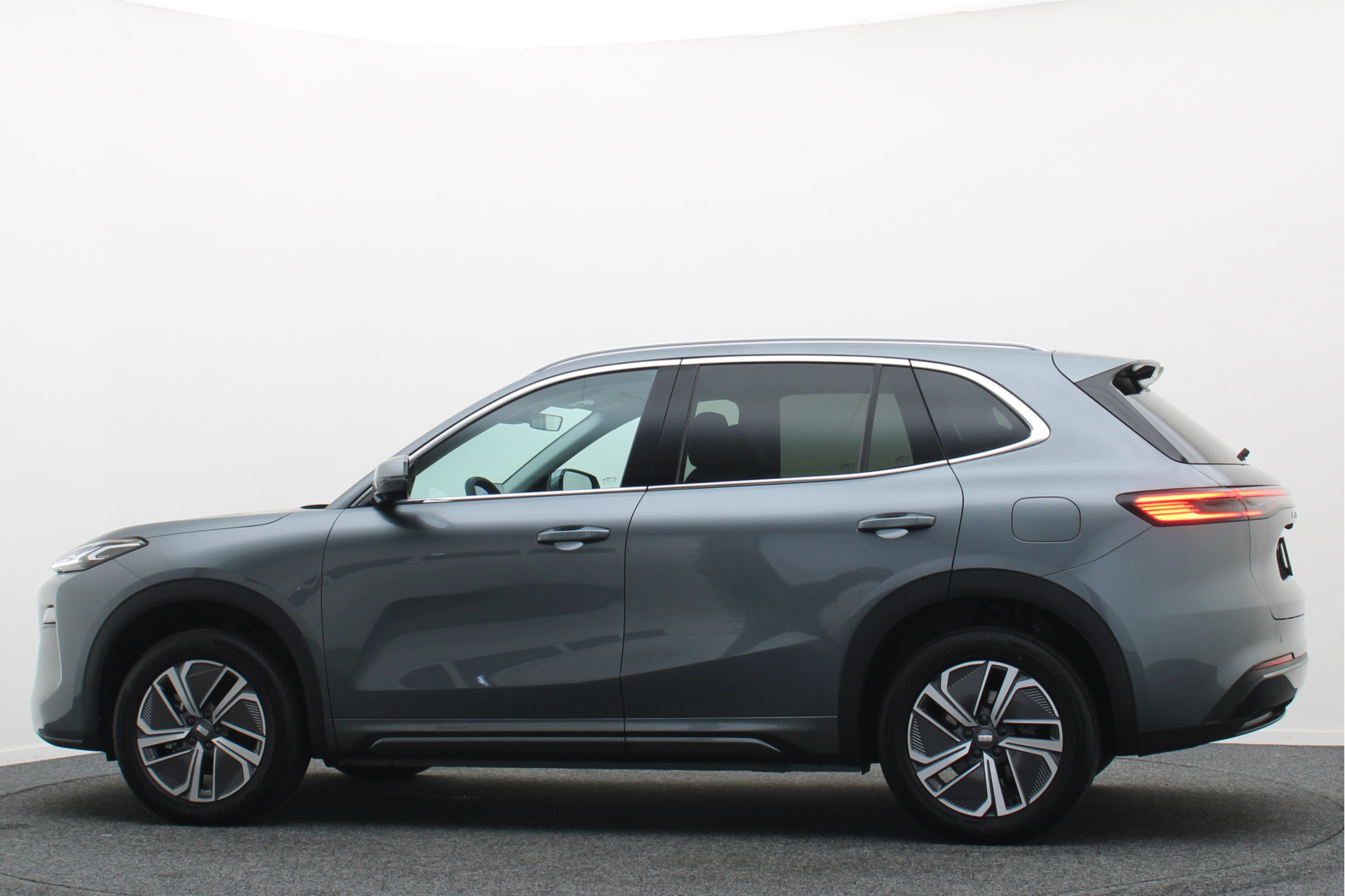 Foto van Geely Starray Em-i