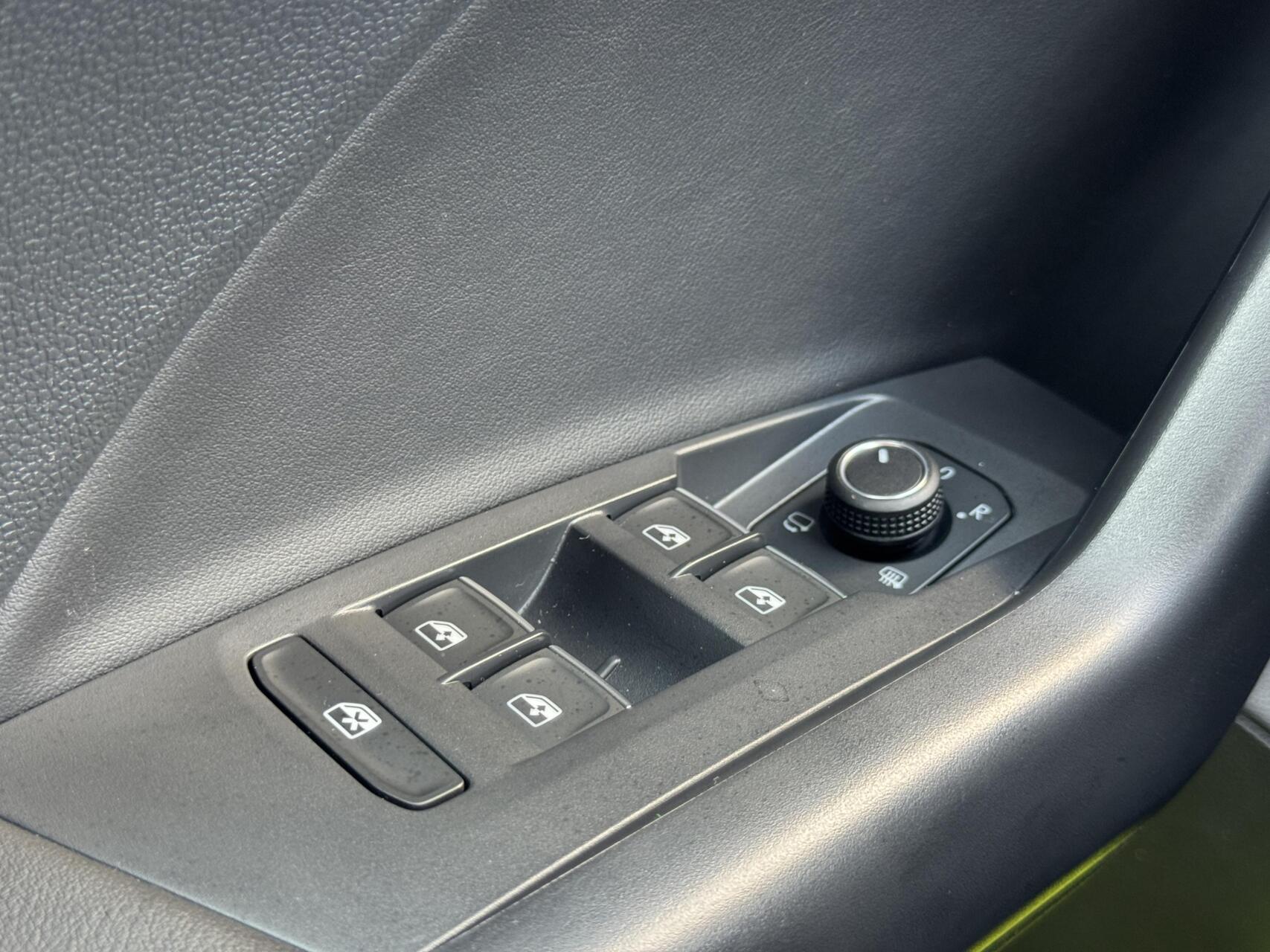 Foto van Volkswagen T-cross