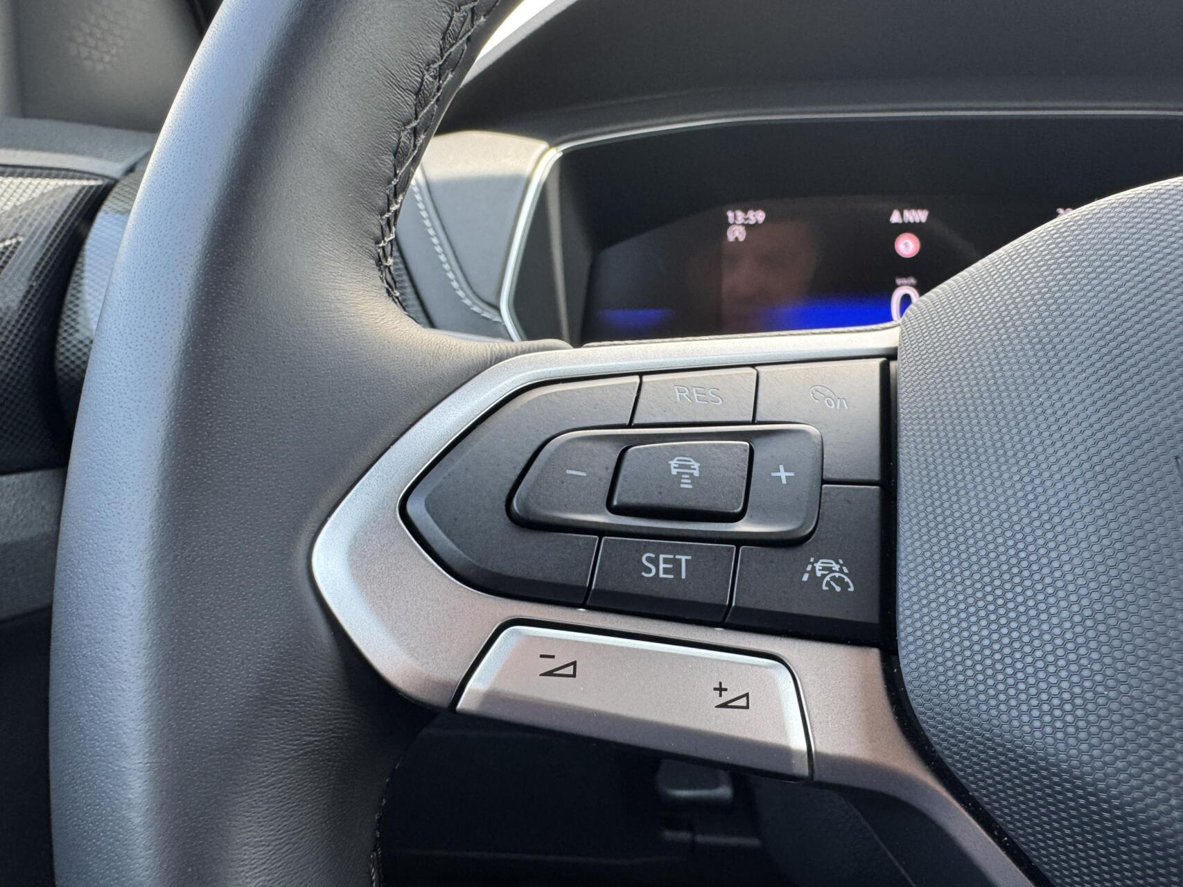 Foto van Volkswagen T-cross