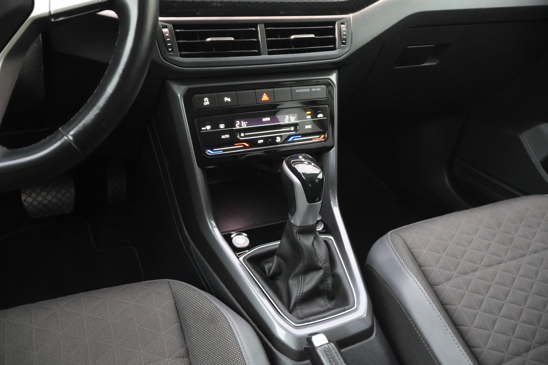 Foto van Volkswagen T-cross