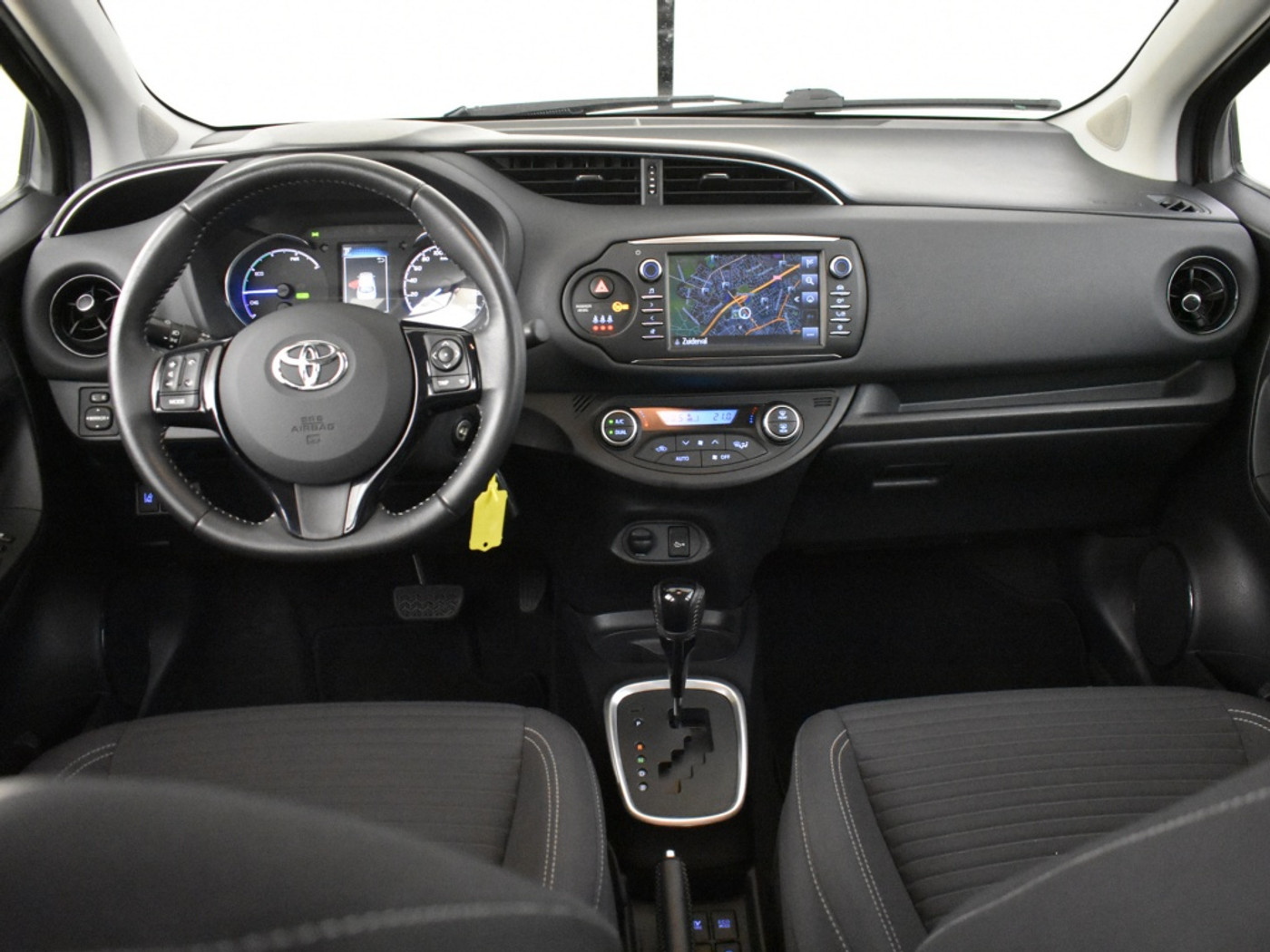 Foto van Toyota Toyota Yaris Hybrid