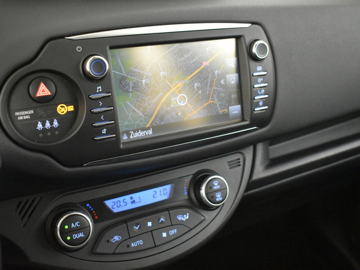 Foto van Toyota Toyota Yaris Hybrid