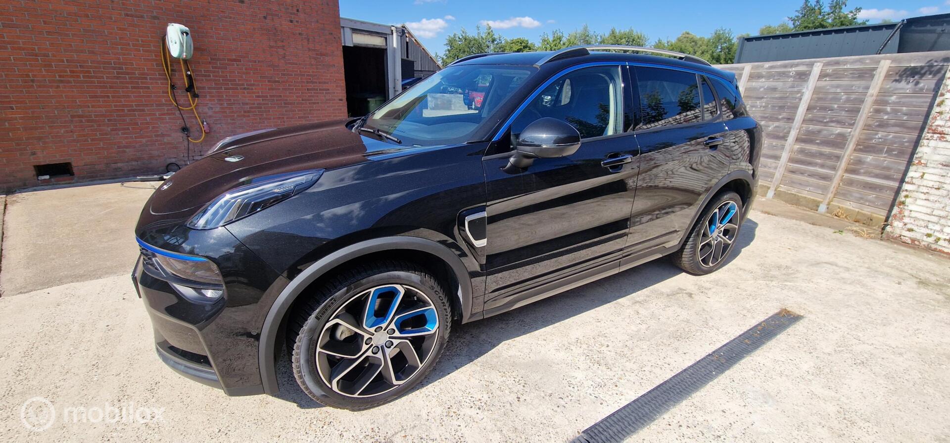 Foto van Lynk&co LYNK & Co 01