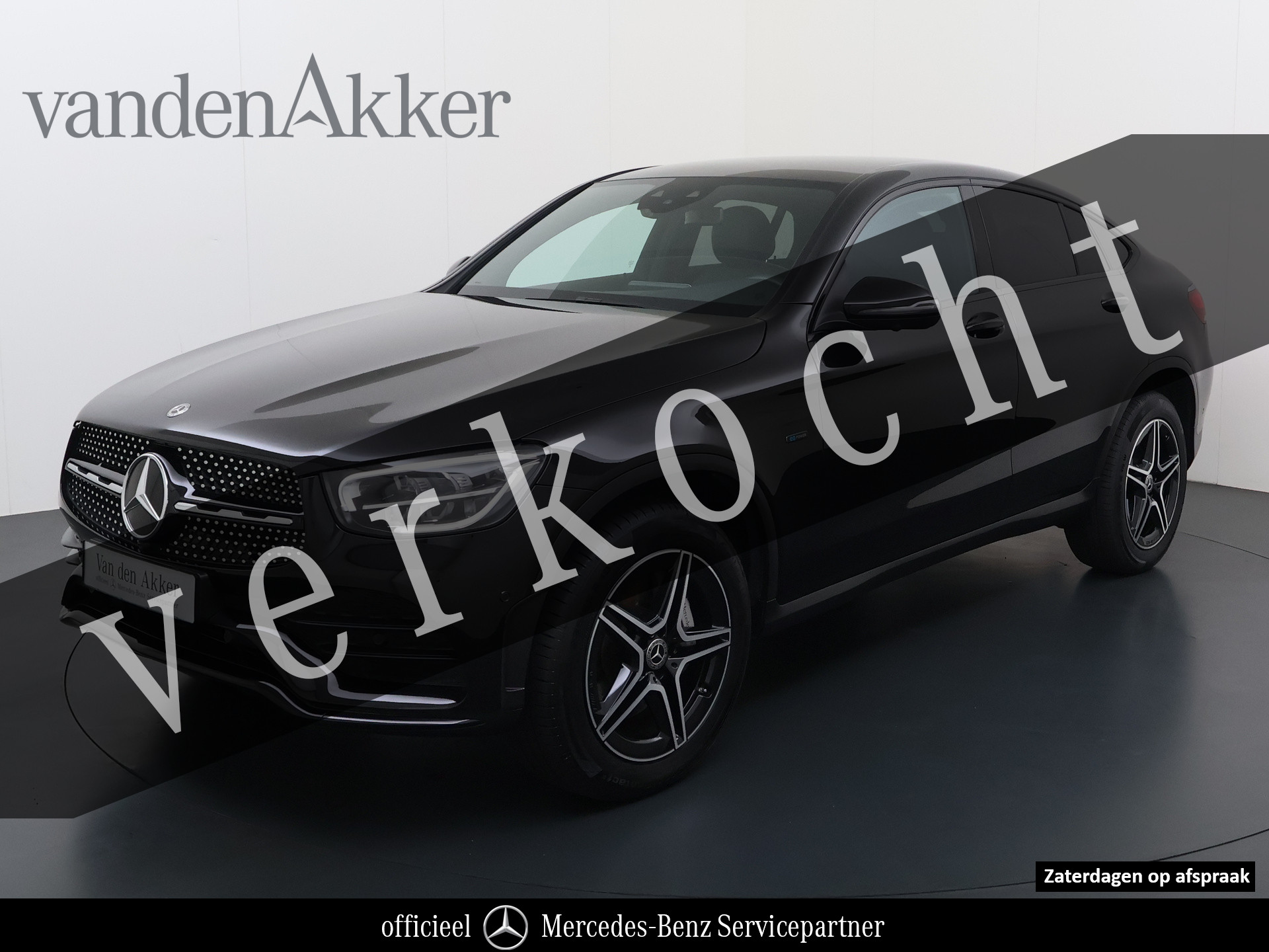 Mercedes-Benz GLC 300e AMG Coupé // Trekhaak // 360 Camera // Sfeerverlichting // Augmented Reality // Night Pakket // Digitaal dashbord 2020 - voorkant