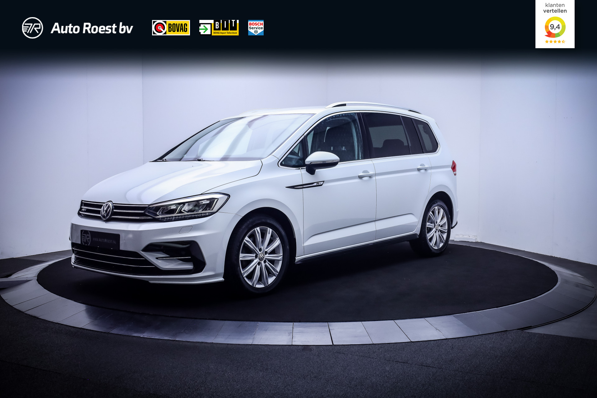 Volkswagen Touran 1.8 TSI Dsg 7p R-LINE Highline 2018 - voorkant