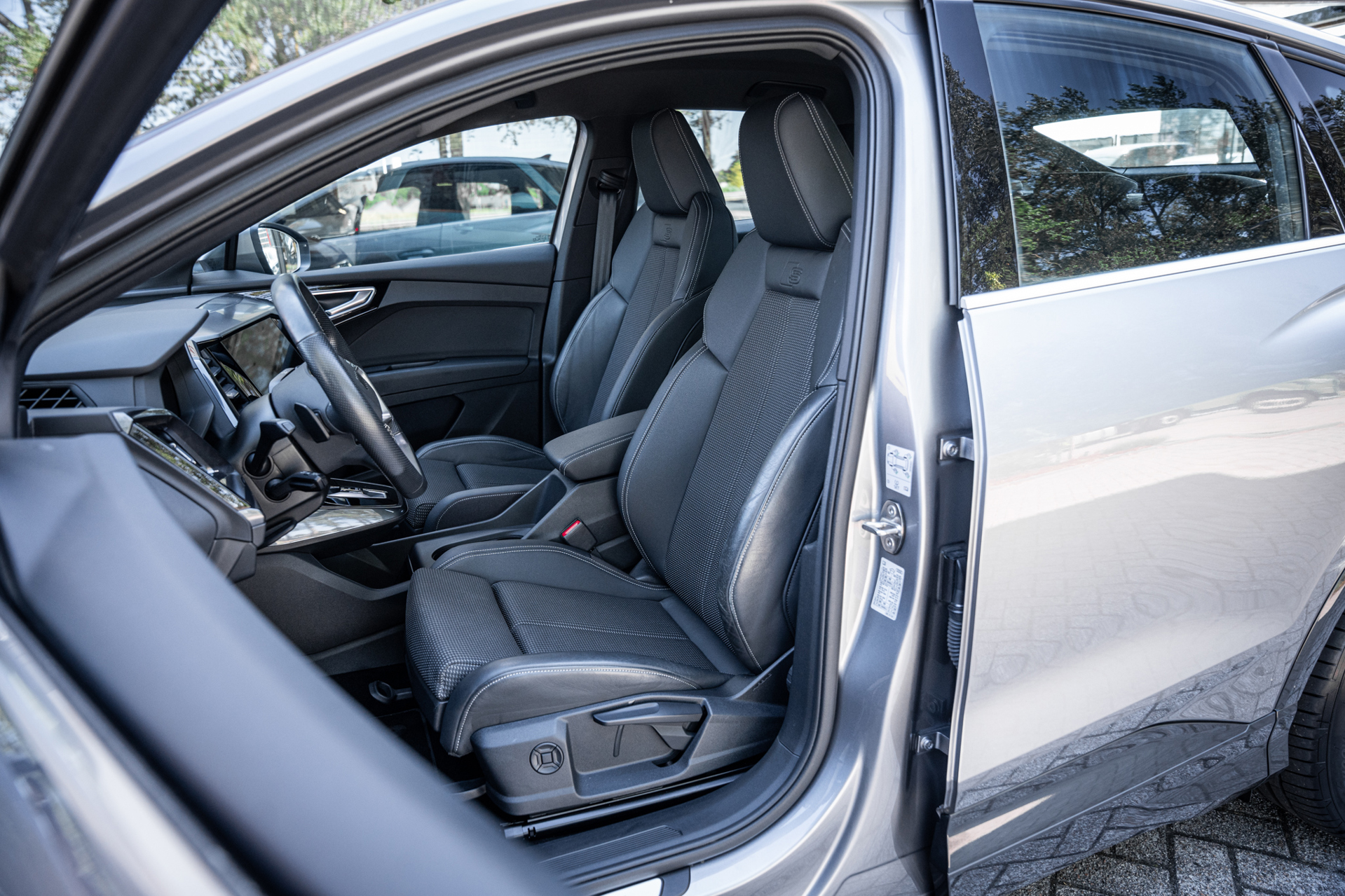 Foto van Audi Q4 Sportback 40 E-tron
