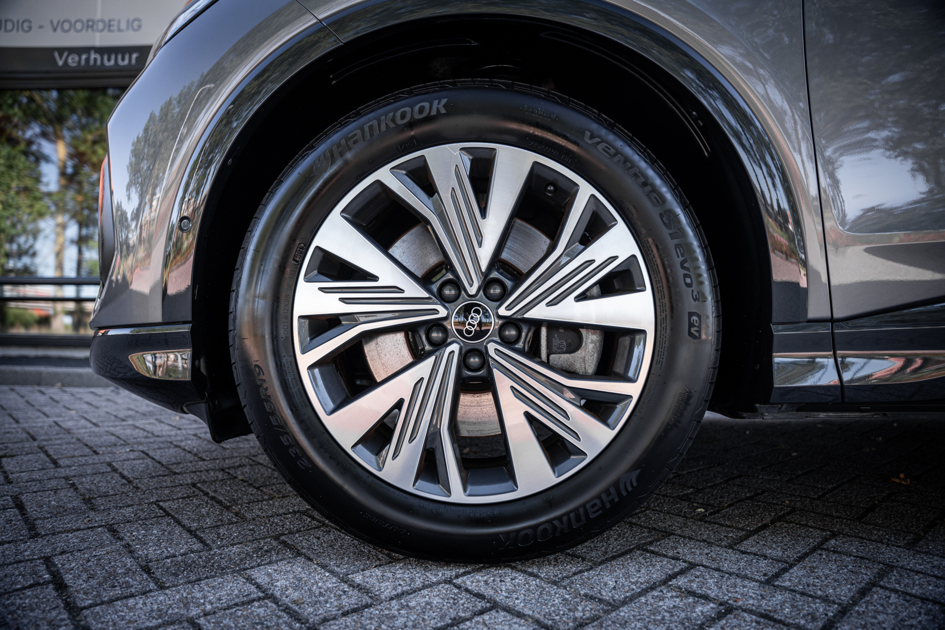 Foto van Audi Q4 Sportback 40 E-tron