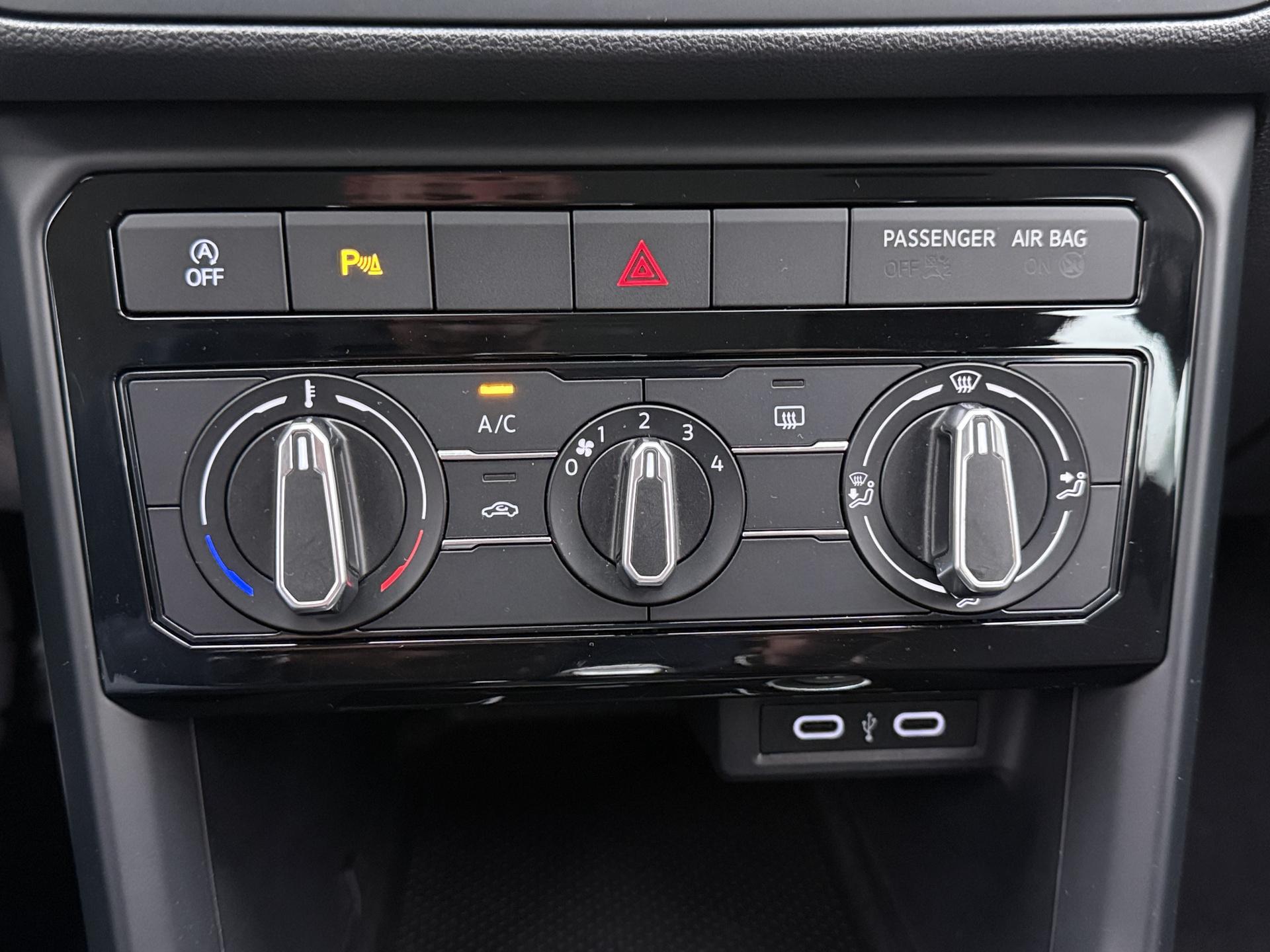 Foto van Volkswagen T-cross