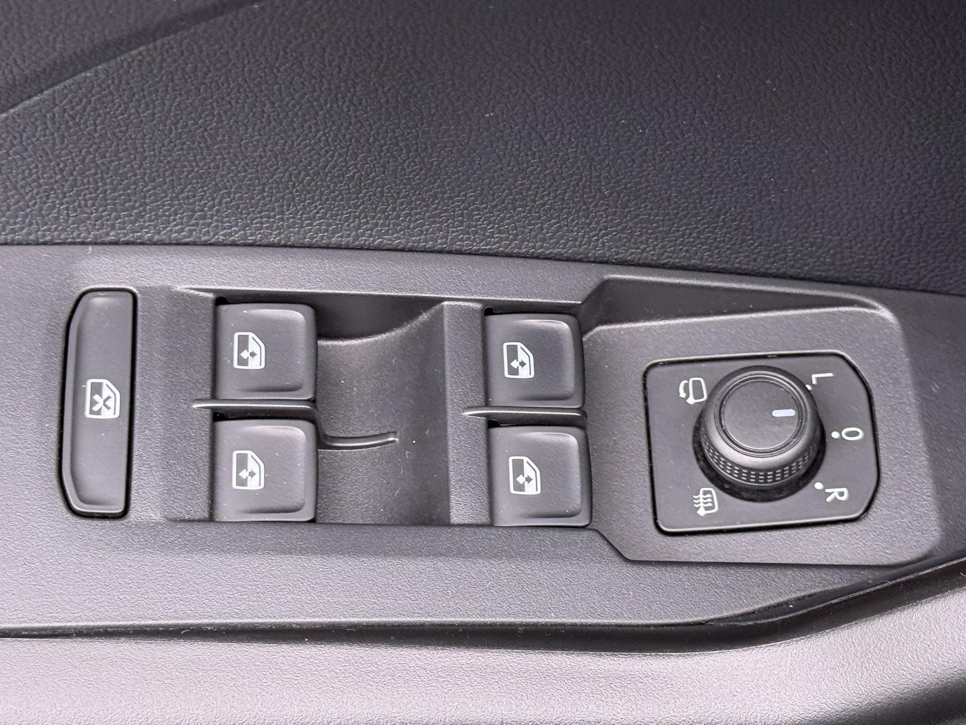 Foto van Volkswagen T-cross