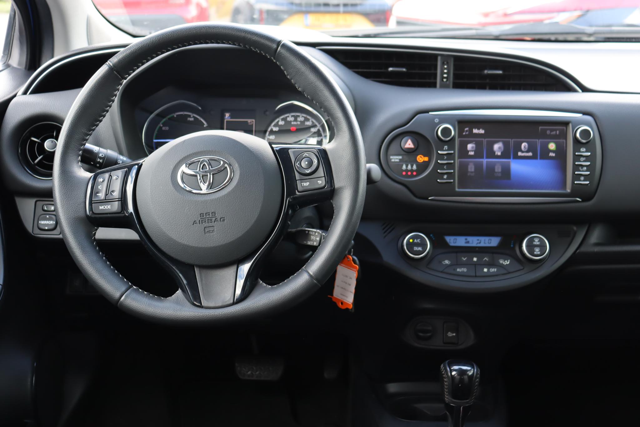 Foto van Toyota Toyota Yaris Hybrid