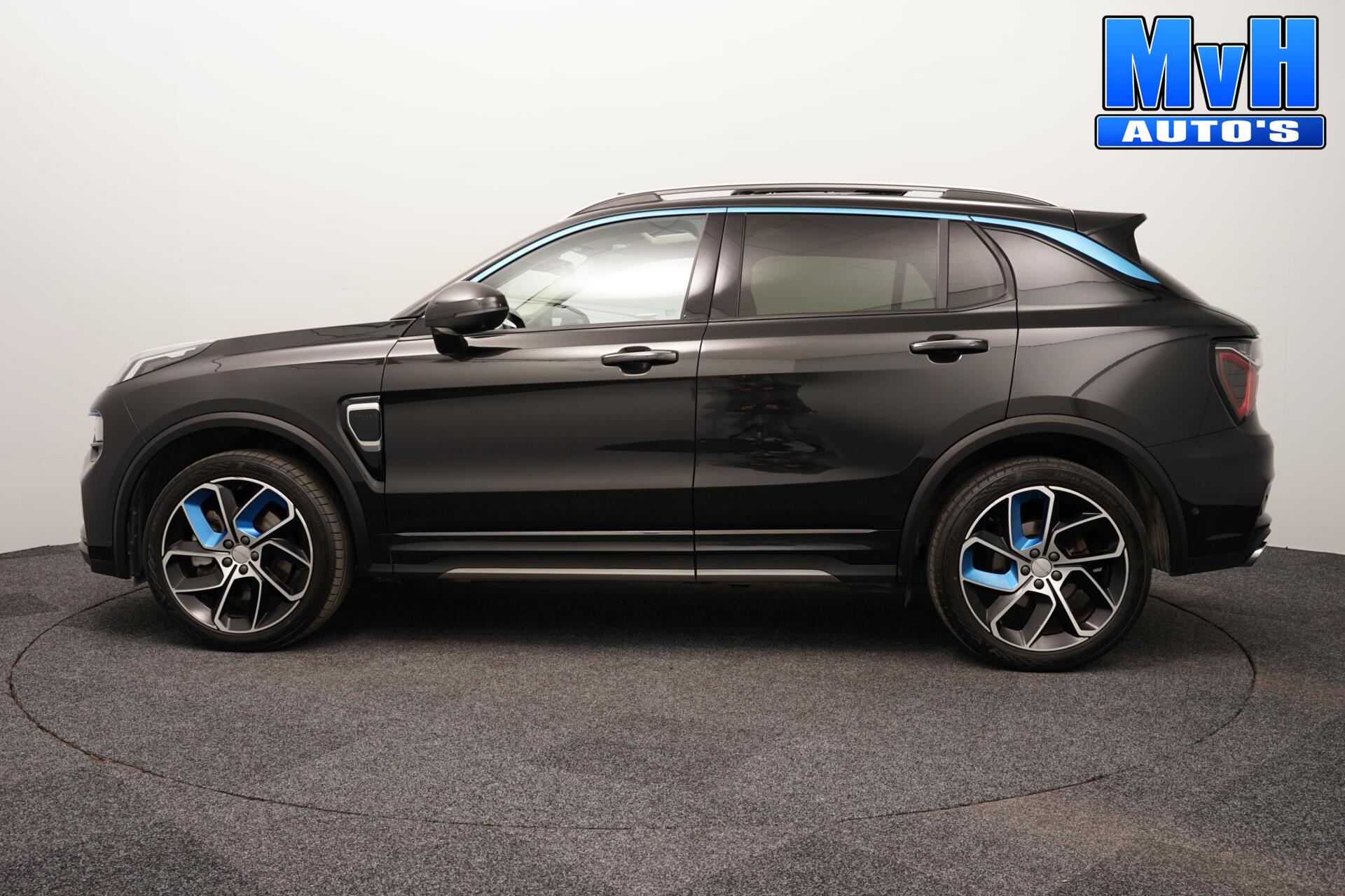 Foto van Lynk&co LYNK & Co 01