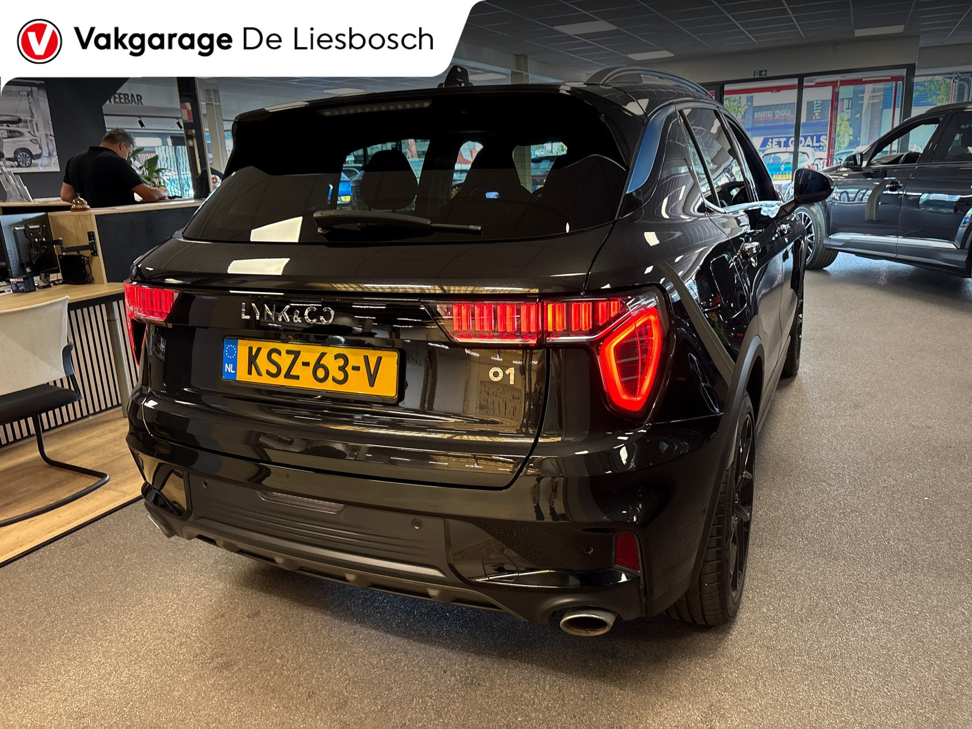 Foto van Lynk&co LYNK & Co 01