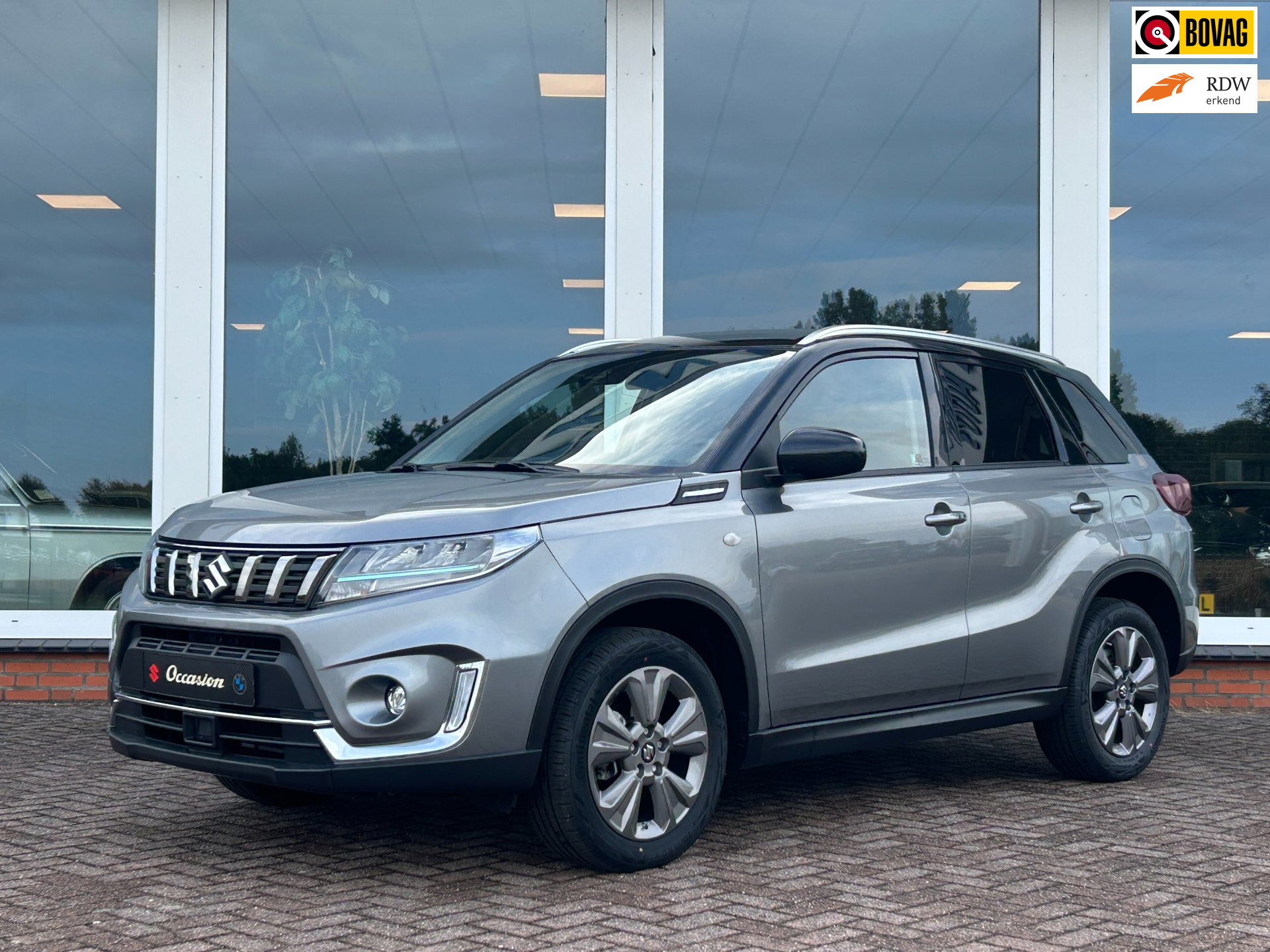 Suzuki Vitara 1.4 Boosterjet Select Smart Hybrid AUT. - Navi - Camera - Cruise - LM 2021 - voorkant