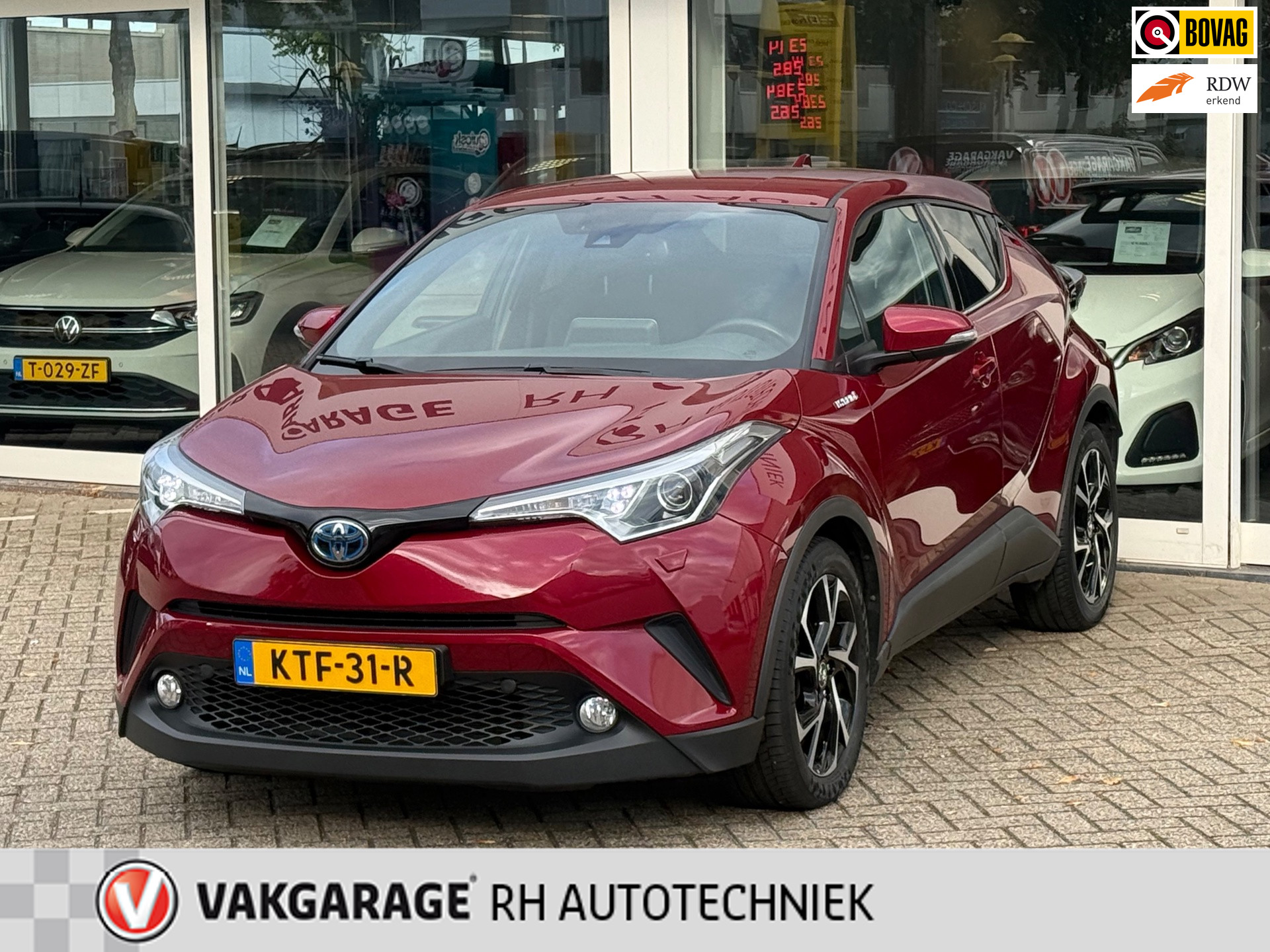 Toyota Toyota C-hr 1.8 Hybrid Dynamic 2019 - voorkant