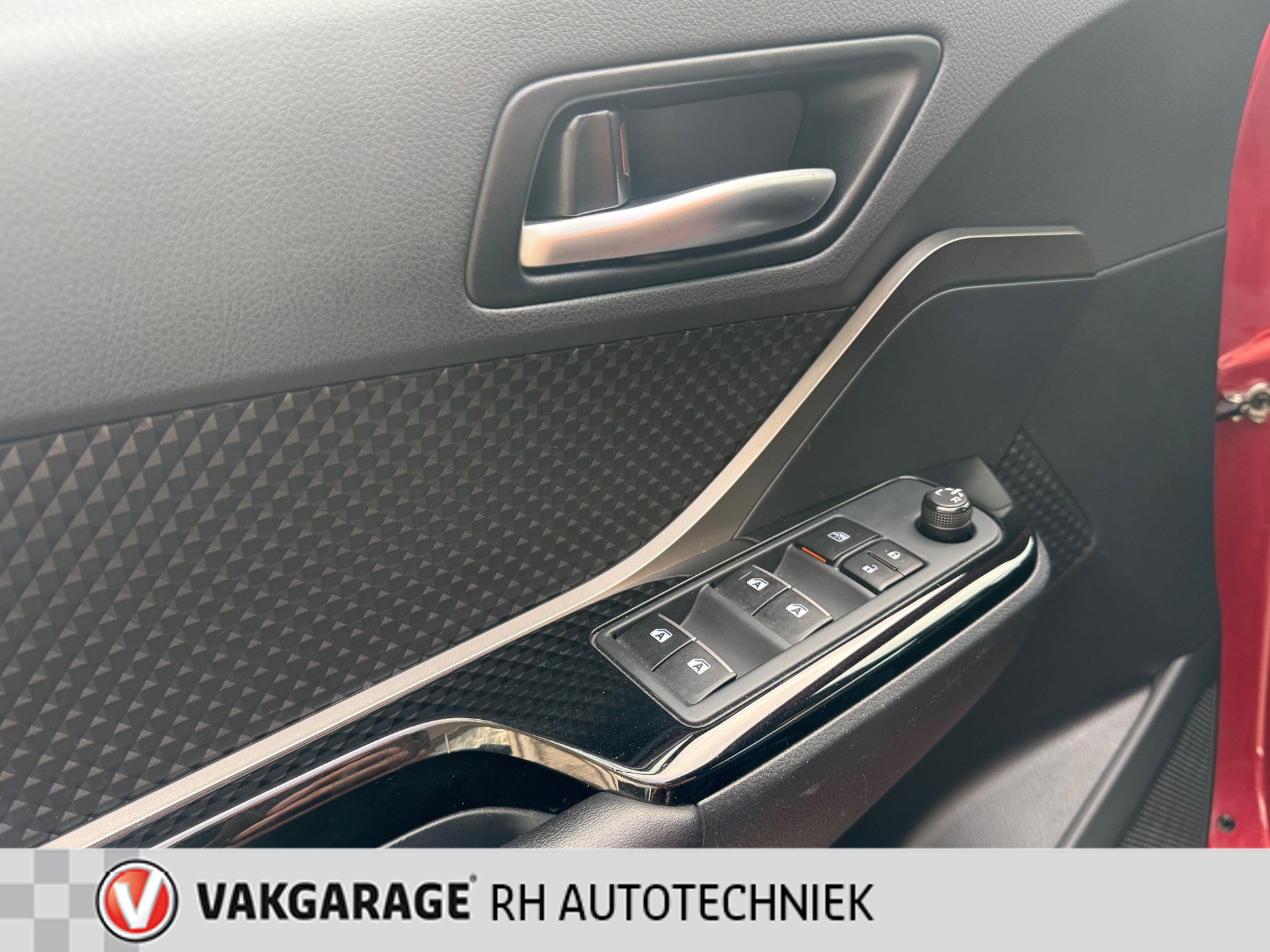 Foto van Toyota Toyota C-hr