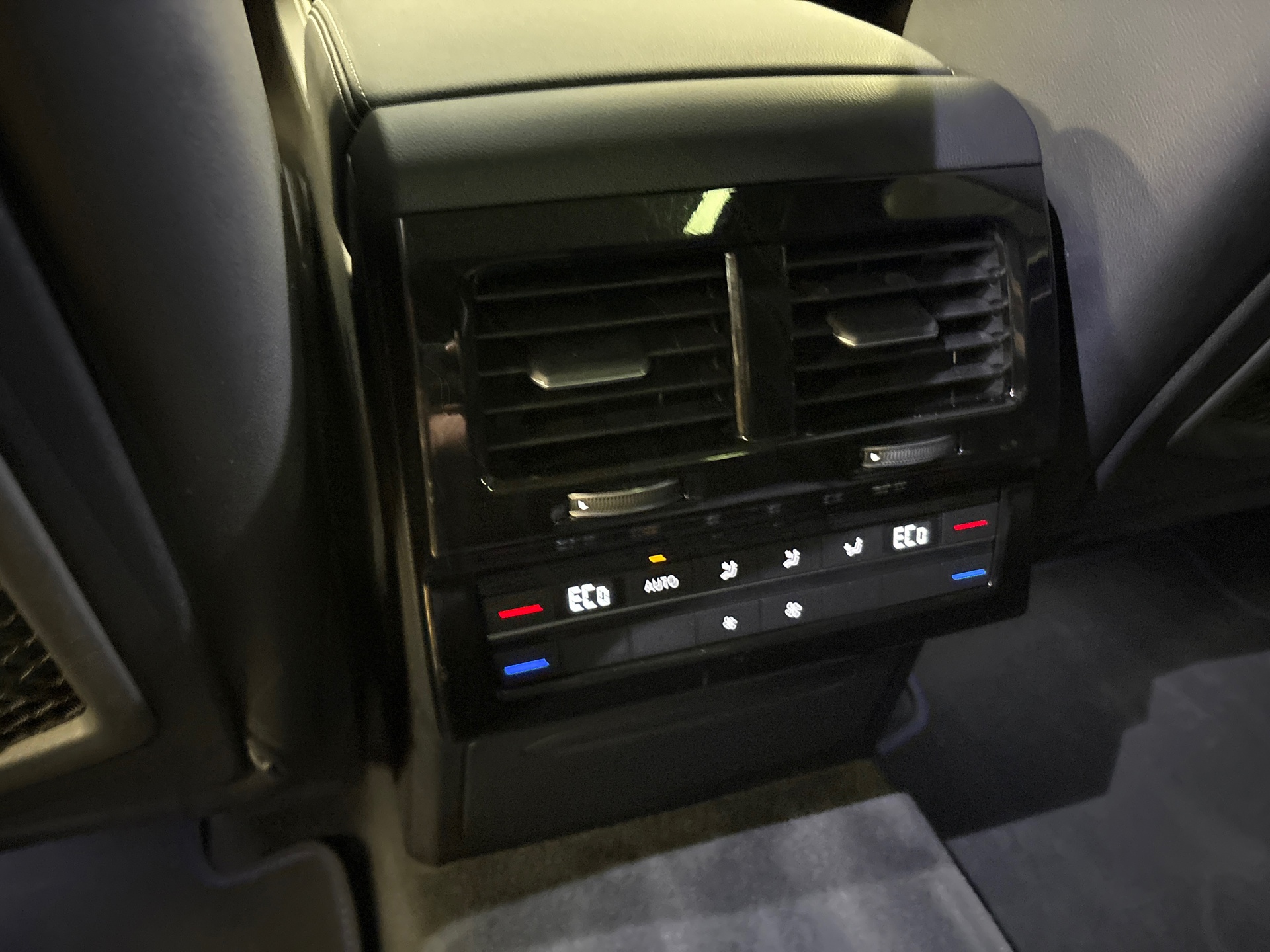 Foto van Volkswagen Touareg R