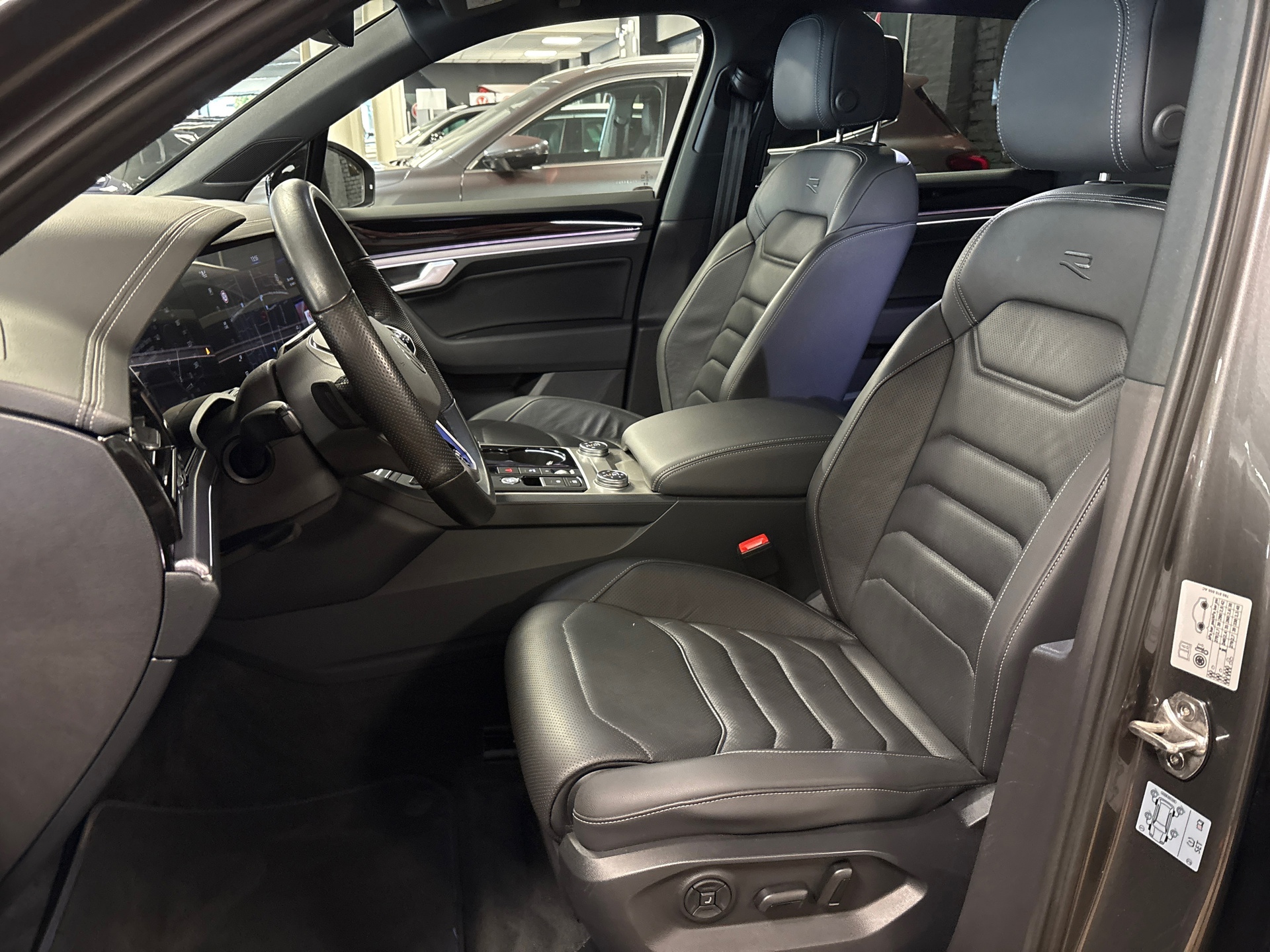 Foto van Volkswagen Touareg R