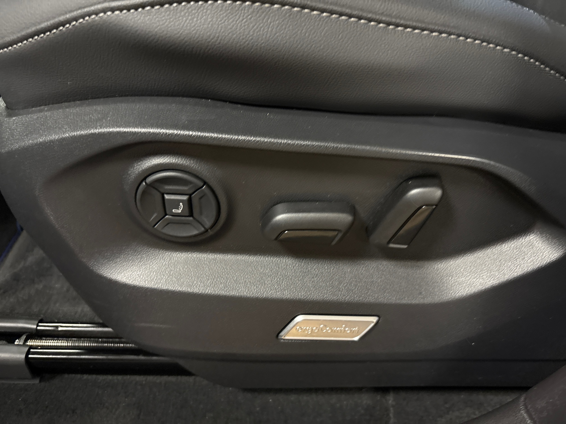 Foto van Volkswagen Touareg R