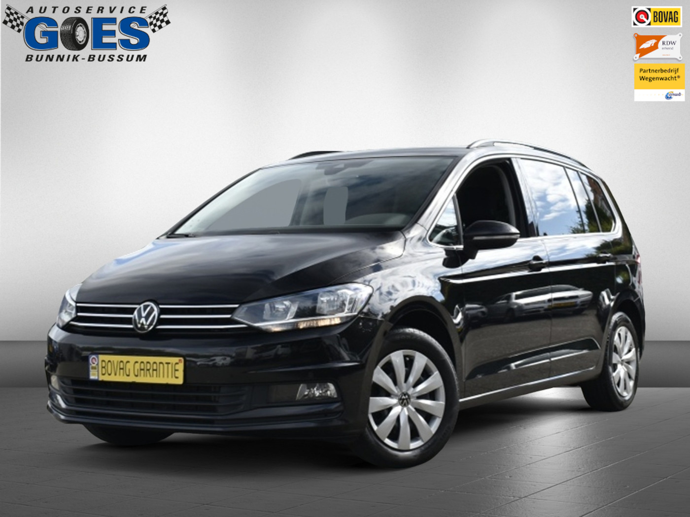 Volkswagen Touran Comfortline /7 pers/trekhaak 2023 - voorkant