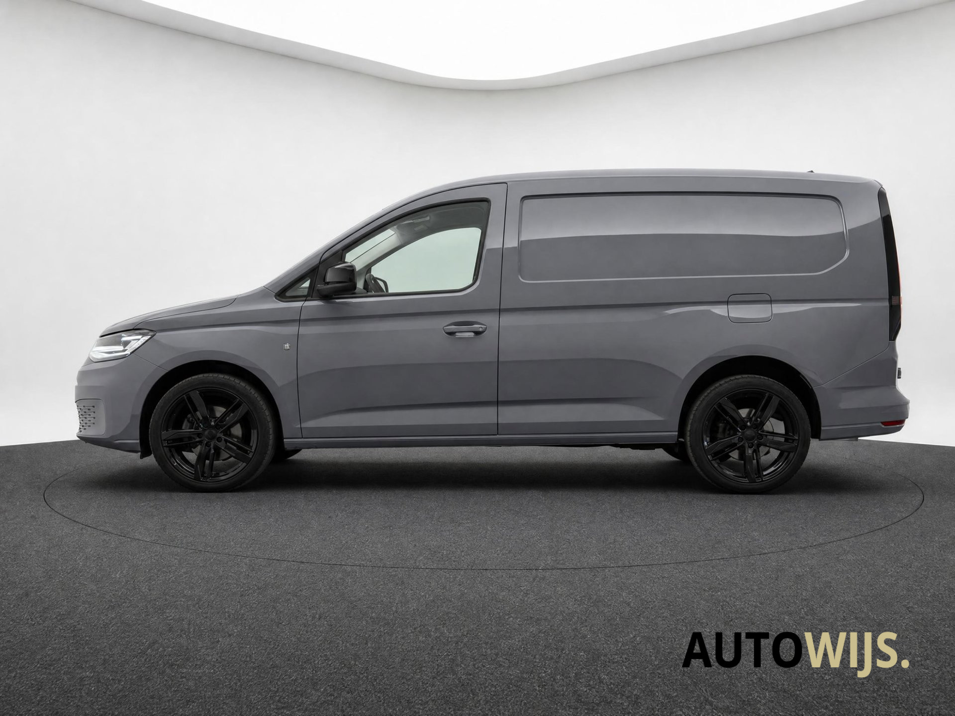 Foto van Volkswagen Caddy Modified Partition Wall