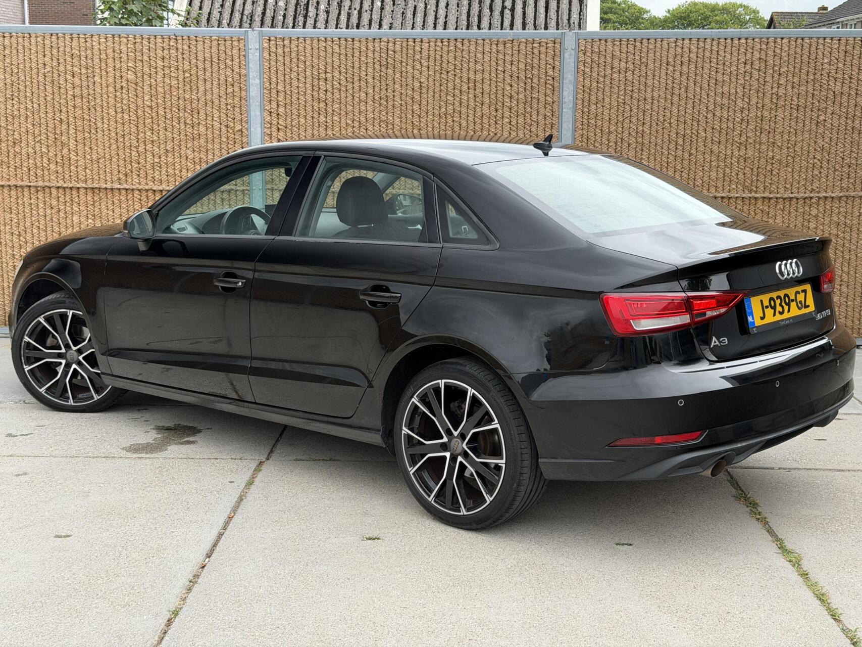 Foto van Audi A3 Limousine