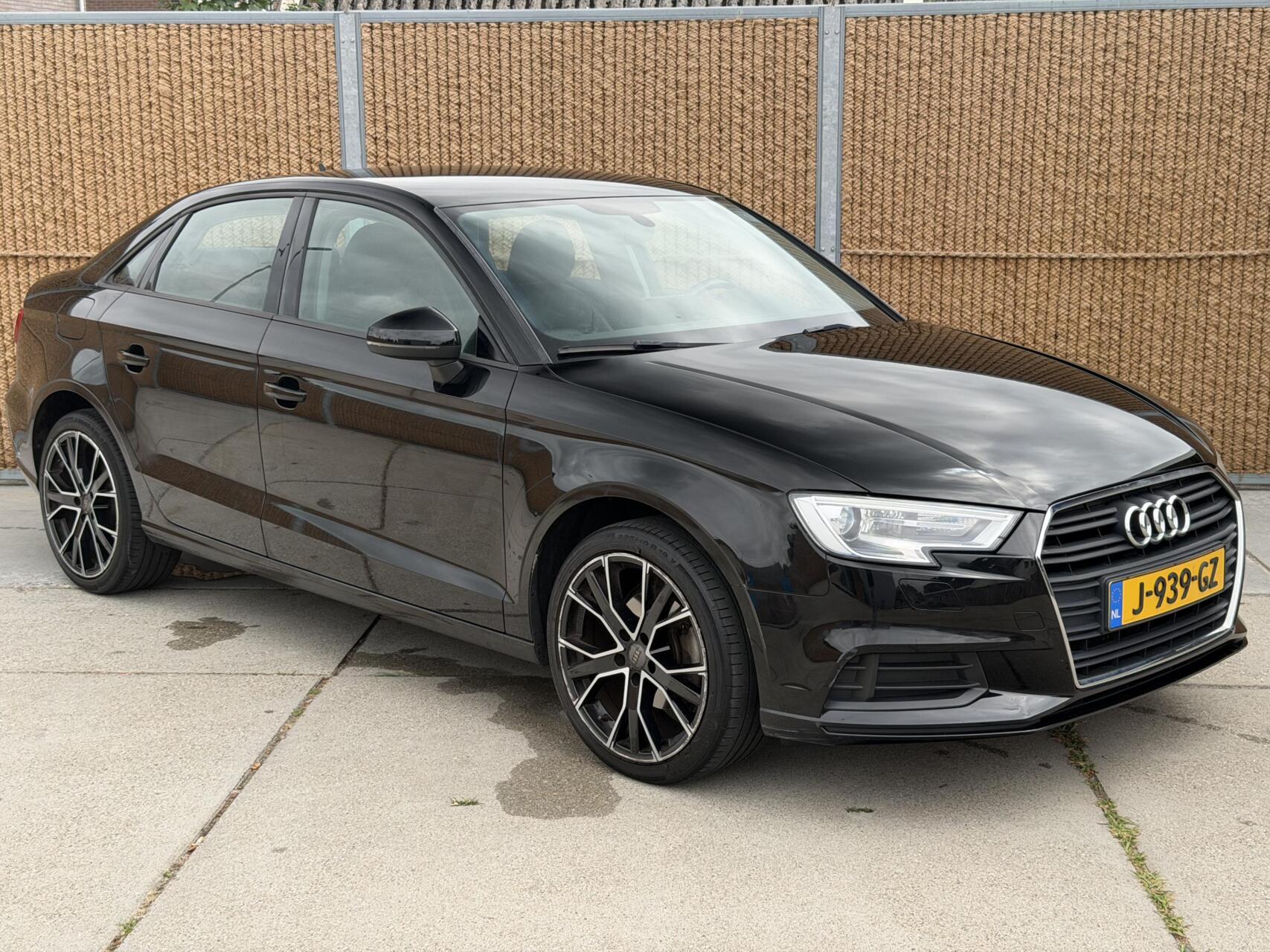 Foto van Audi A3 Limousine