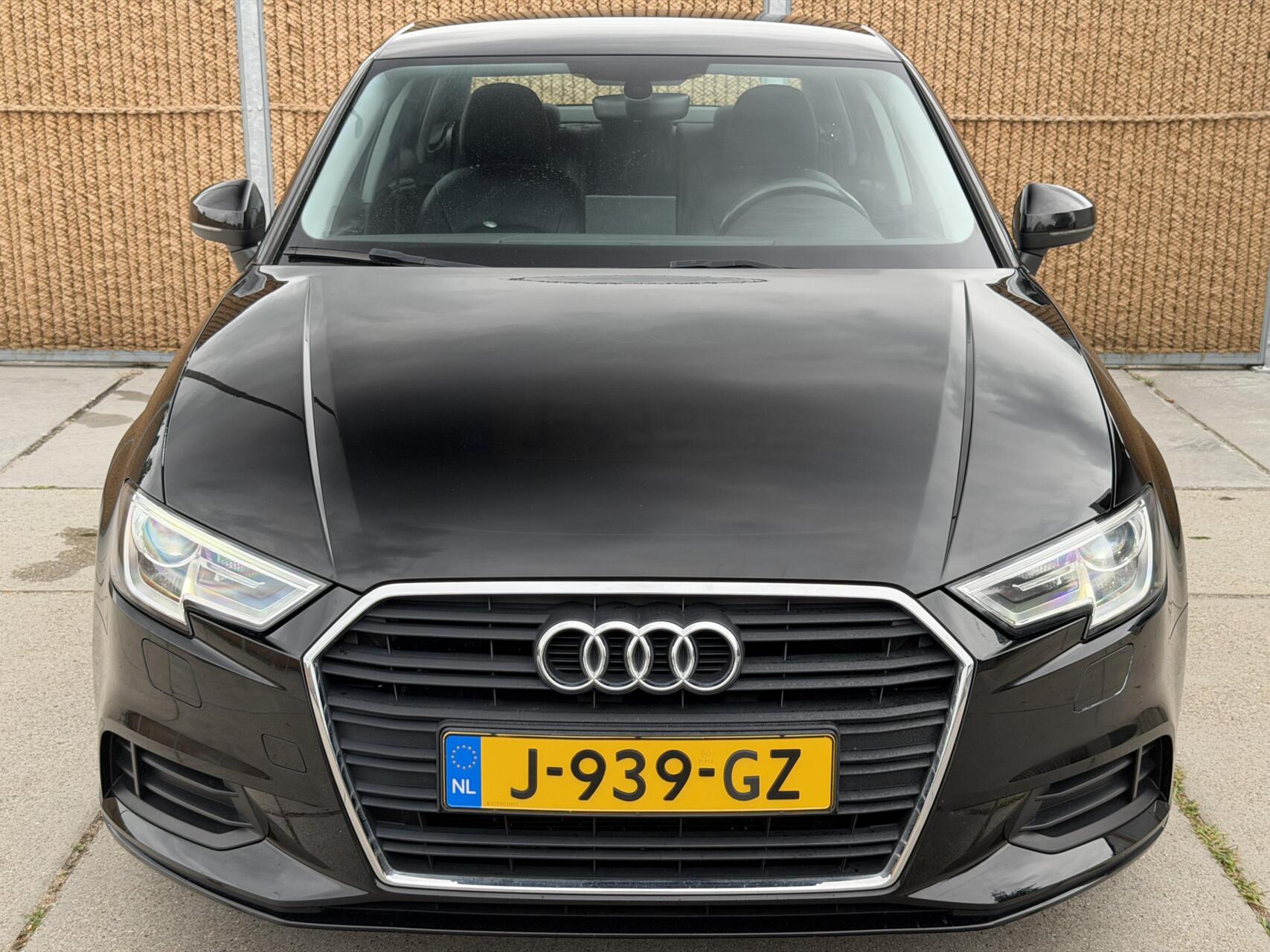 Foto van Audi A3 Limousine