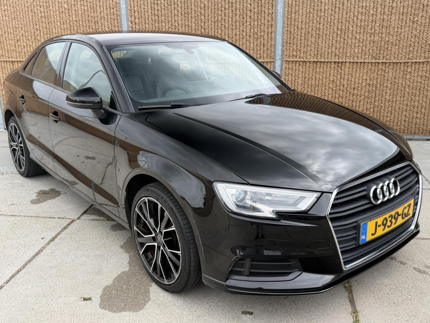 Foto van Audi A3 Limousine