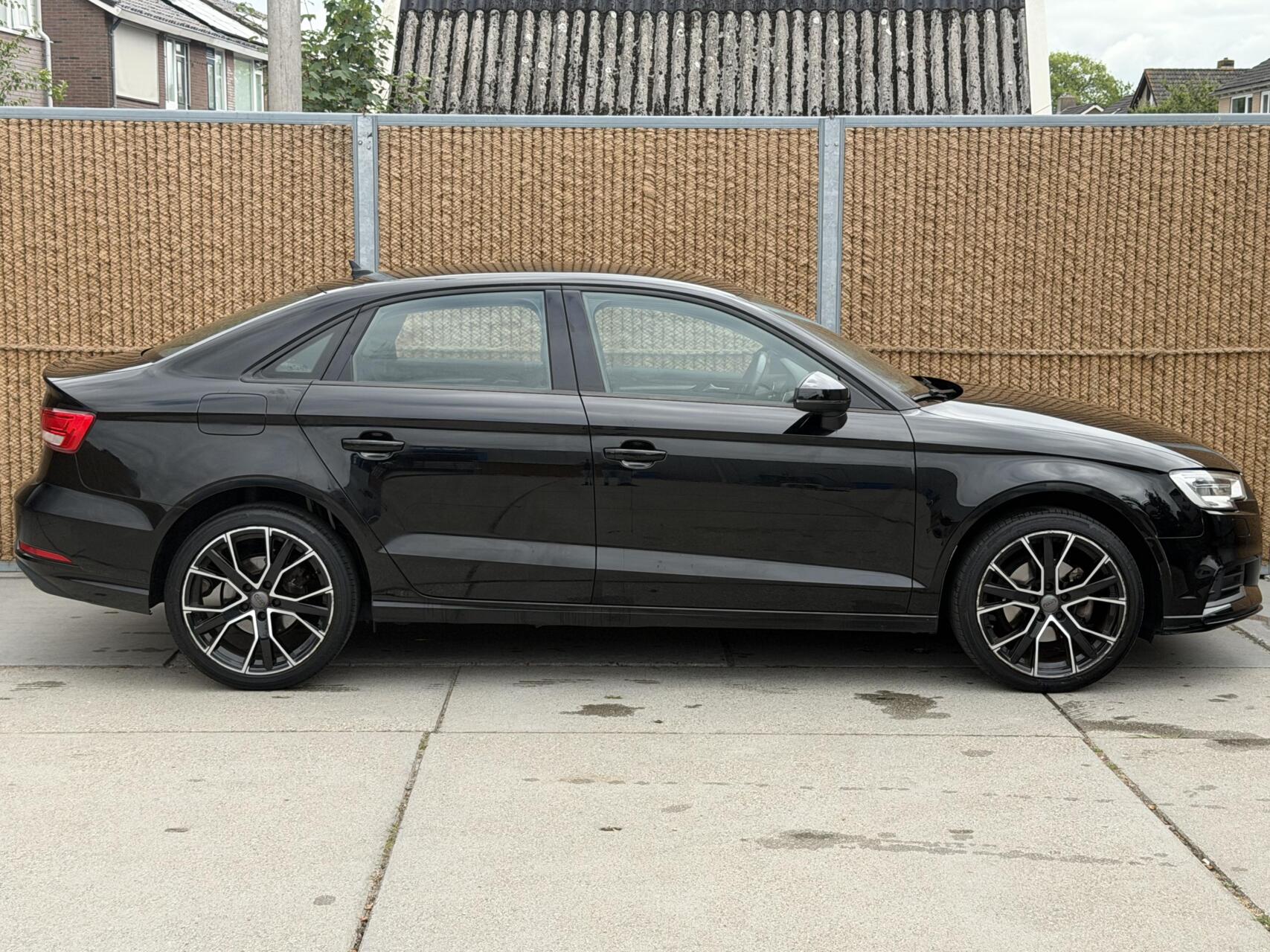 Foto van Audi A3 Limousine