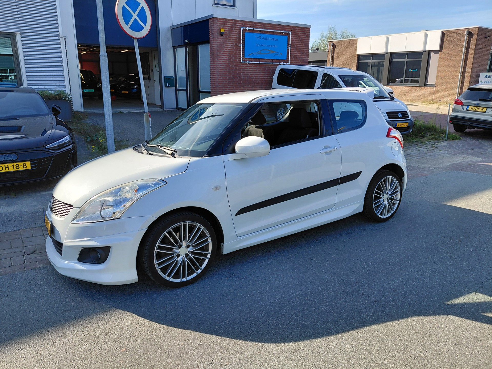 Foto van Suzuki Swift