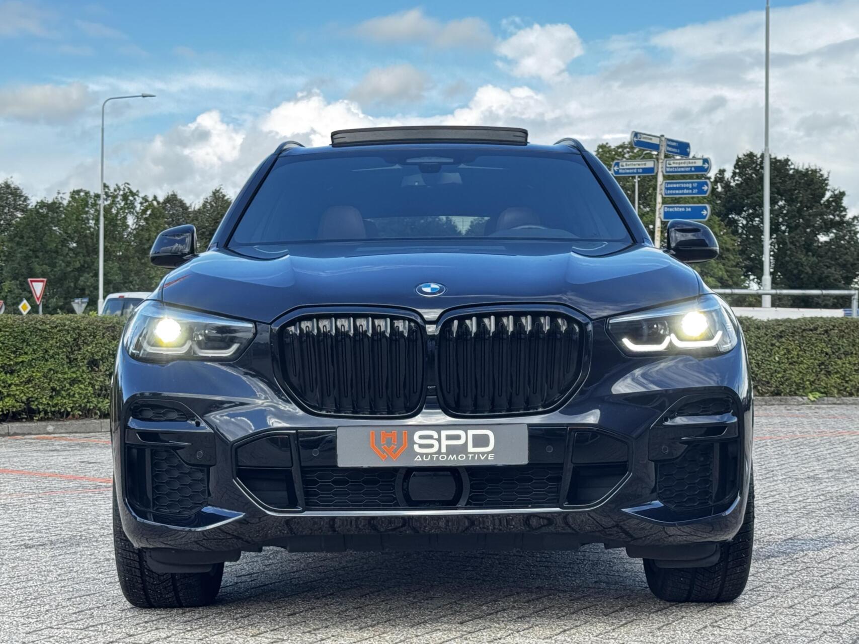 Foto van BMW X5 Xdrive30d