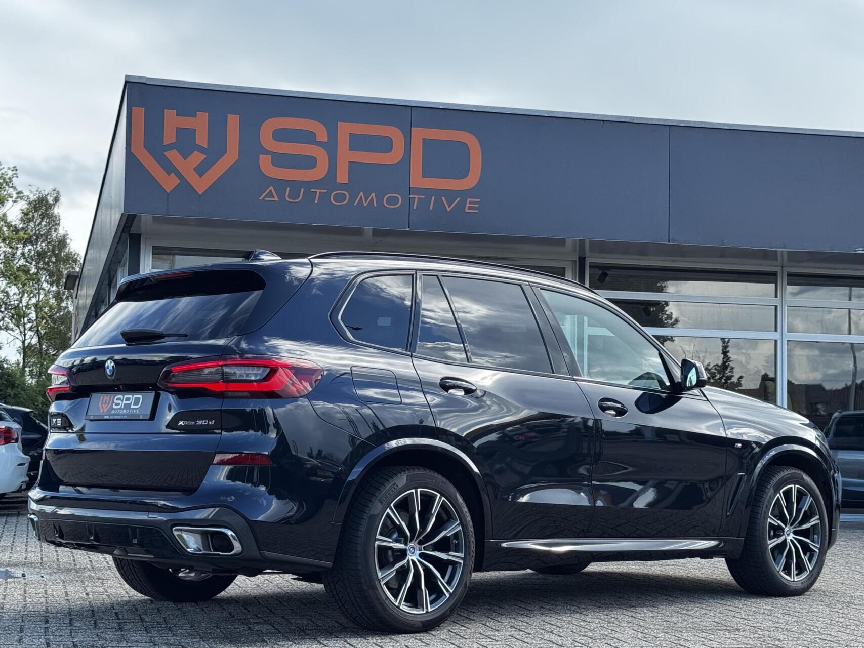 Foto van BMW X5 Xdrive30d