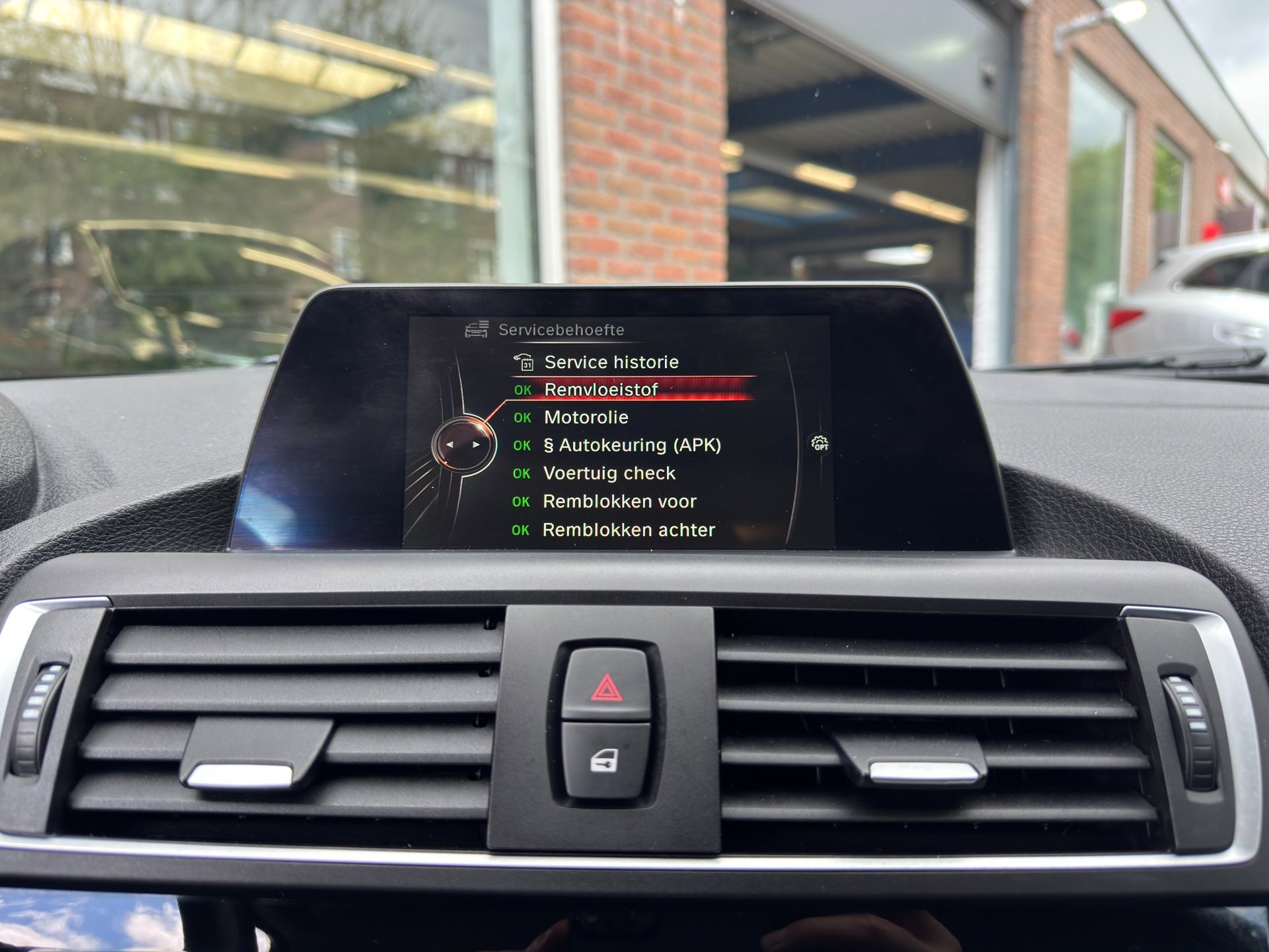 Foto van BMW 118i