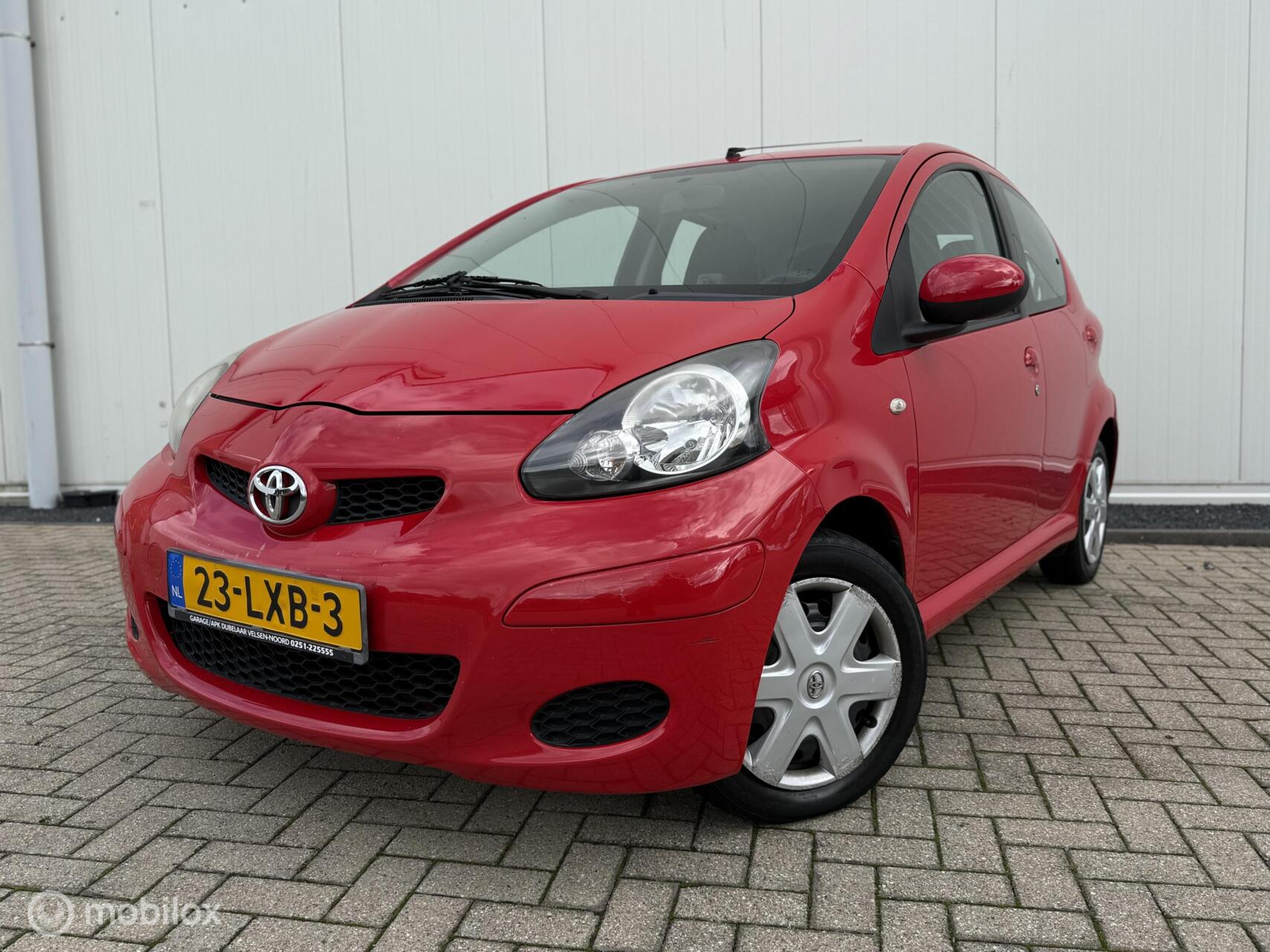 Toyota Toyota Aygo 1.0-12V Comfort Airco Carplay Elek ramen APK NAP 2010 - voorkant