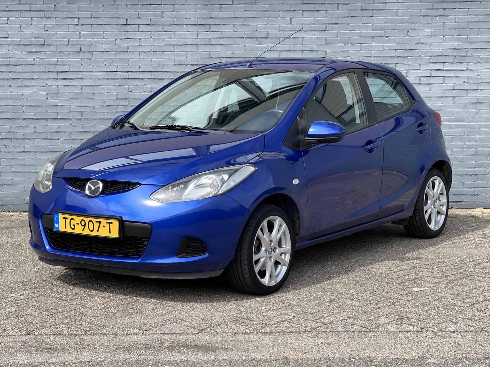 Mazda Mazda 2 1.3 GT-L Nieuwe APK Airco Clima 5DRS 2009 - voorkant