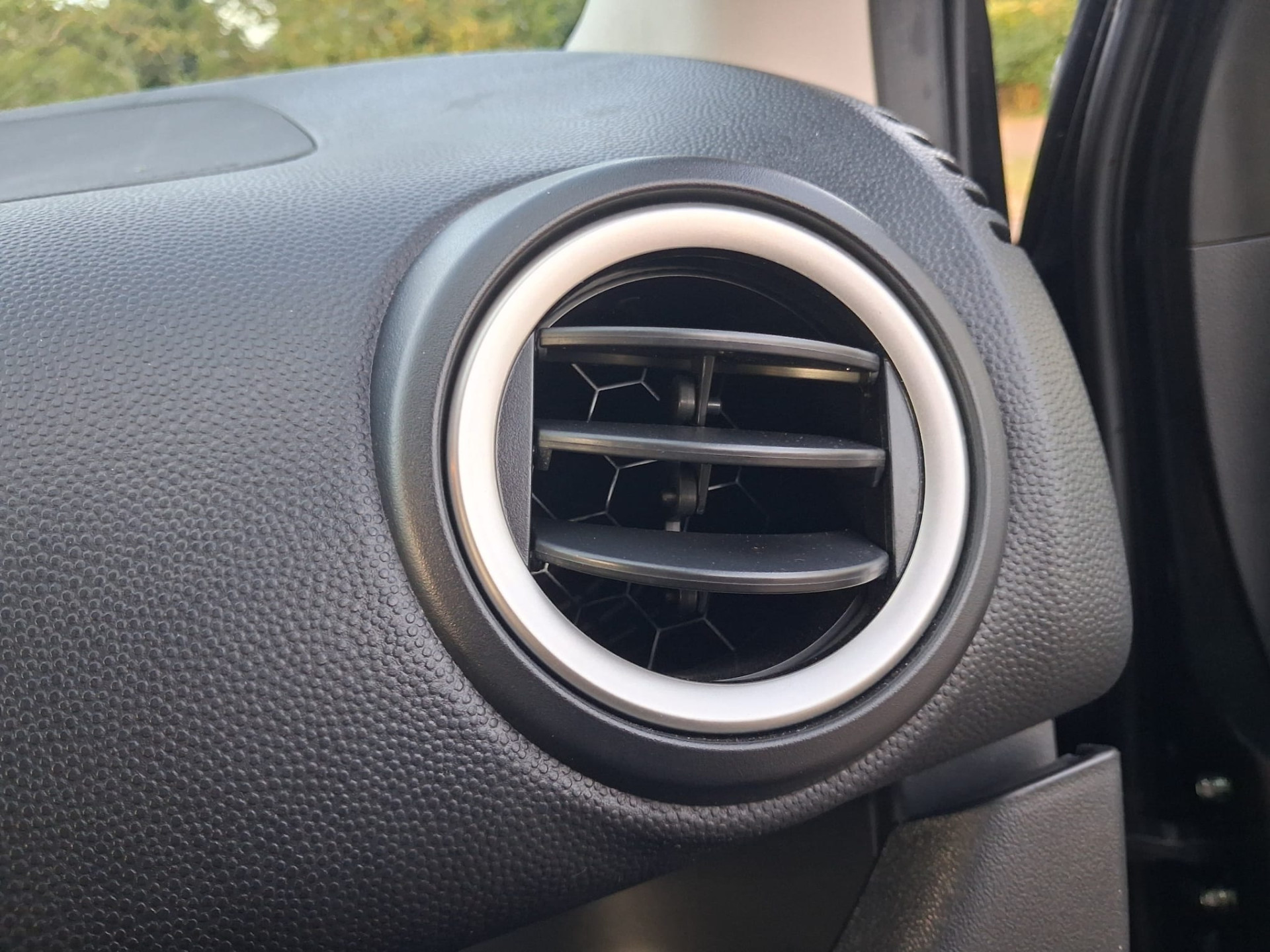 Foto van Mitsubishi Mitsubishi Space Star