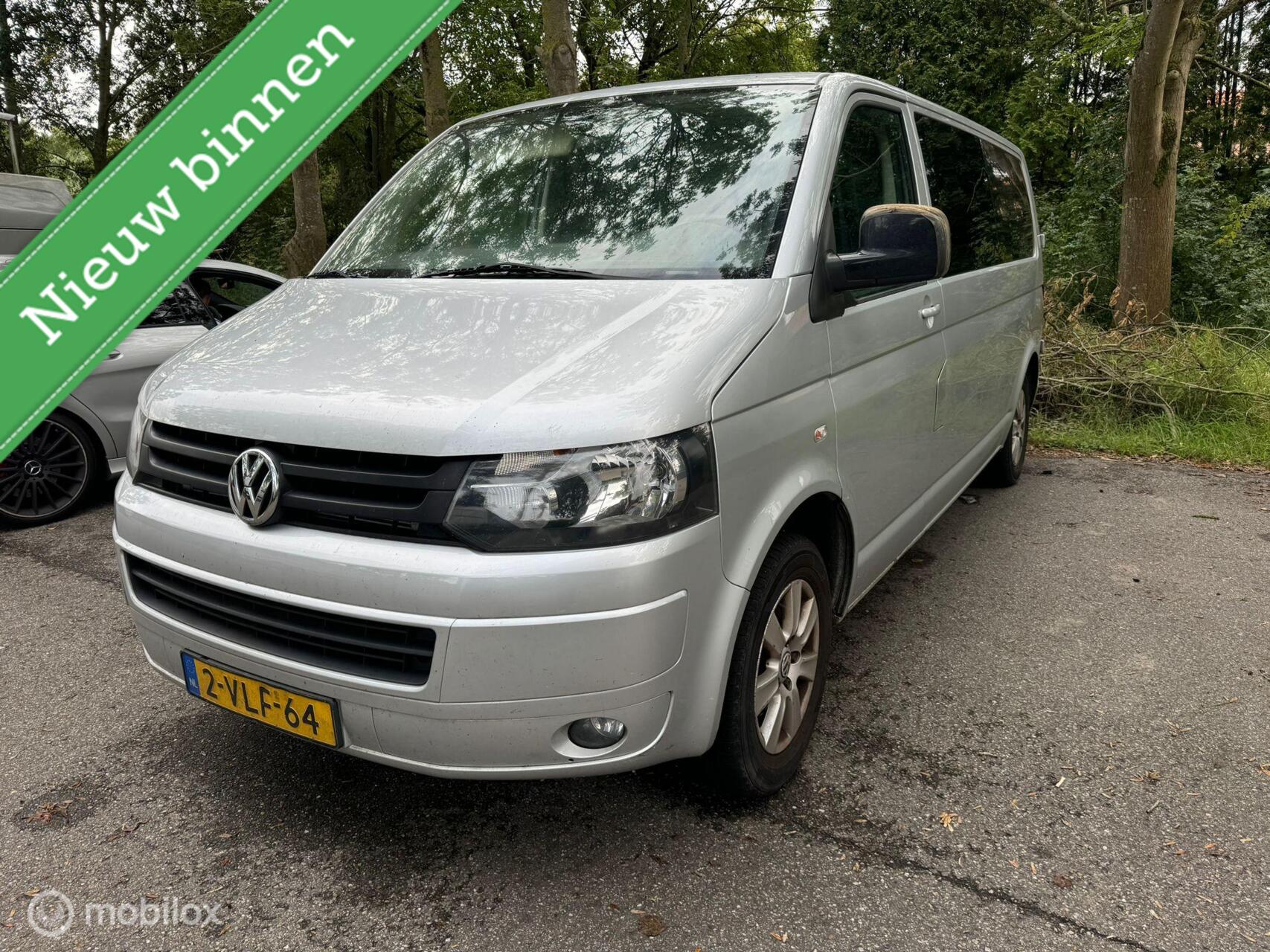 Volkswagen Transporter 2.0 TDI L2H1 SCHADE * DAMAGED CAR 2011 - voorkant